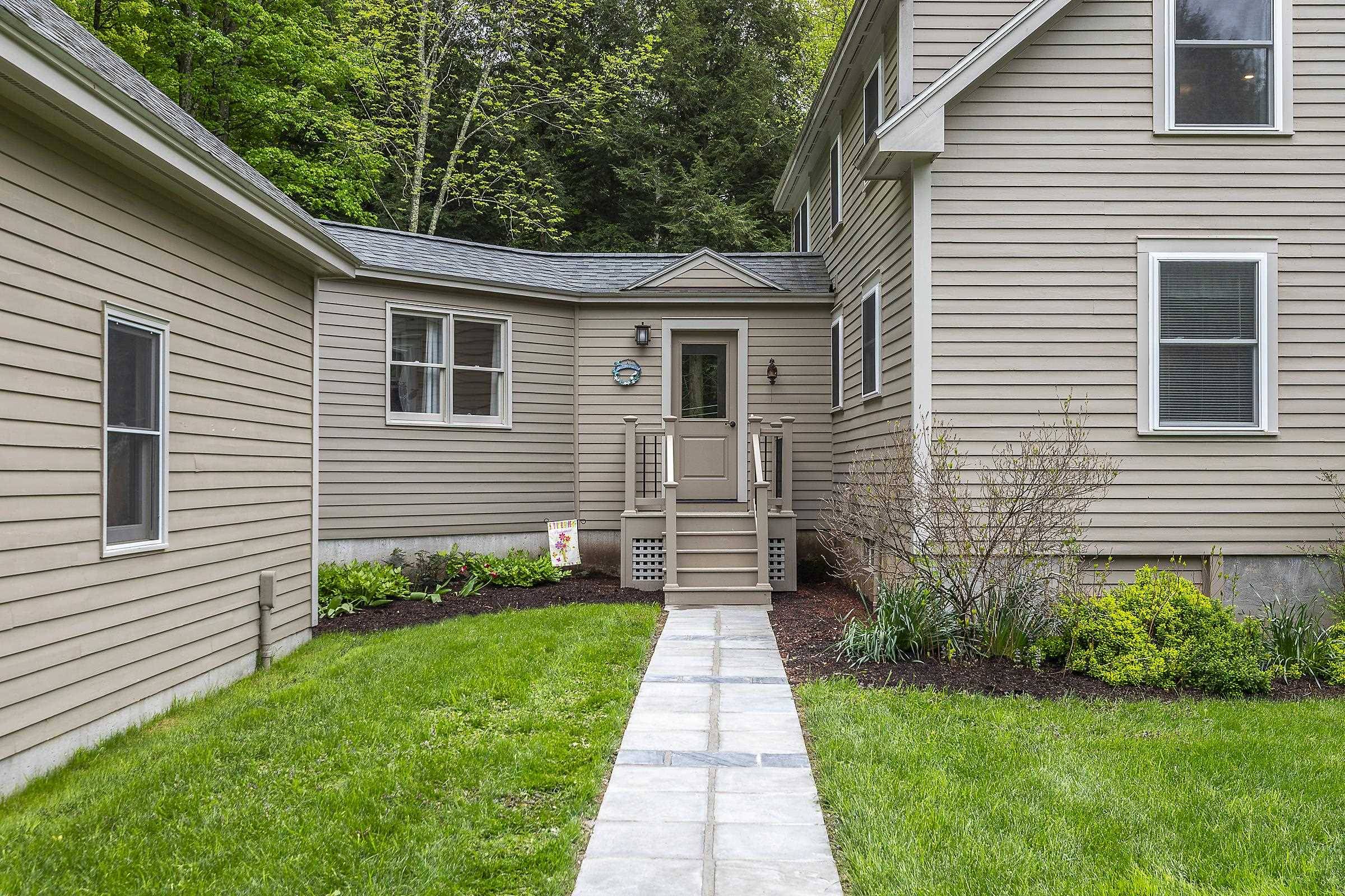 390 Tiffany LN Pawlet, VT 05761