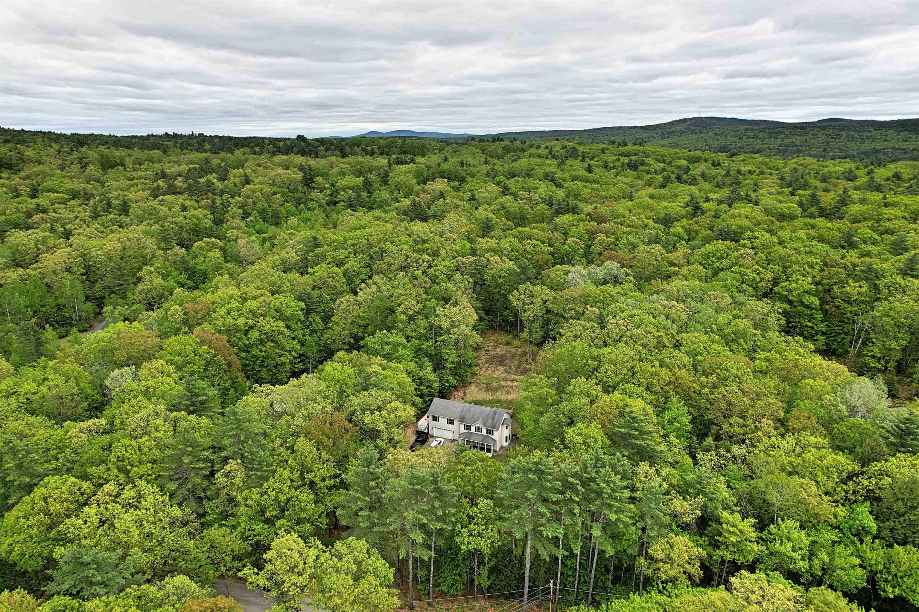Northfield, NH 03276,226 Oak Hill RD