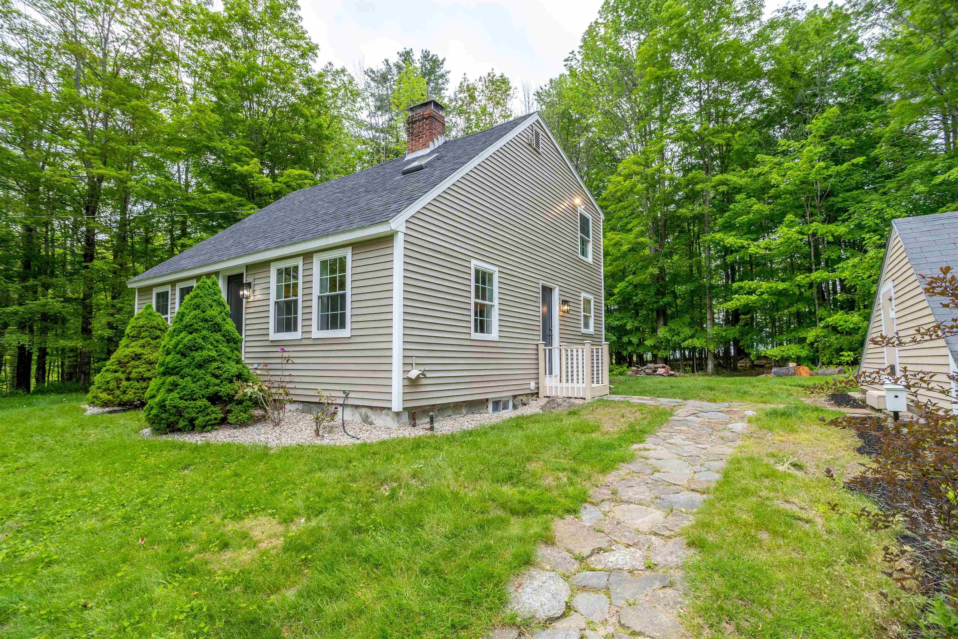 Peterborough, NH 03458,430 Sand Hill RD