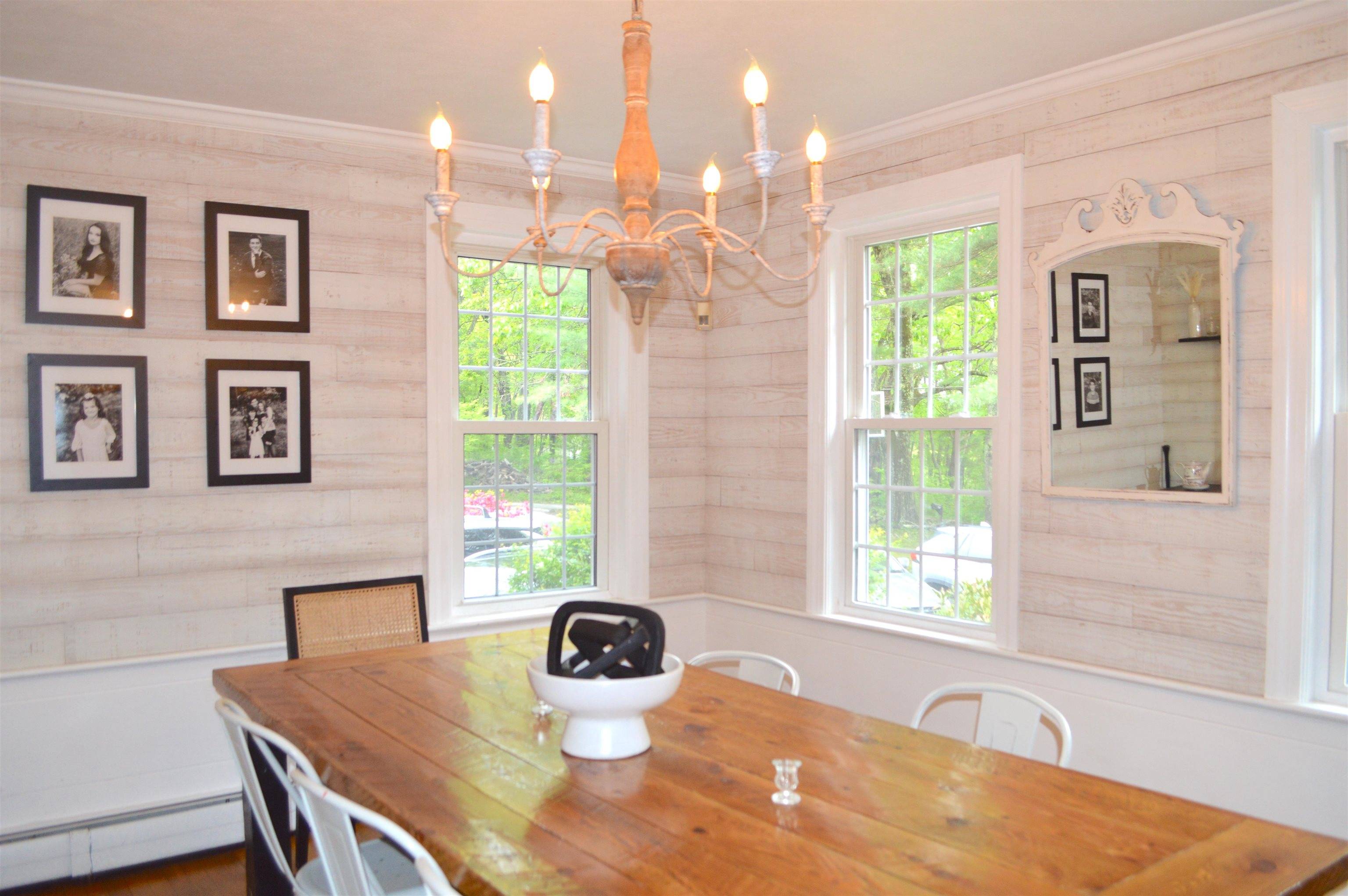 Hopkinton, NH 03229,671 Dolly RD