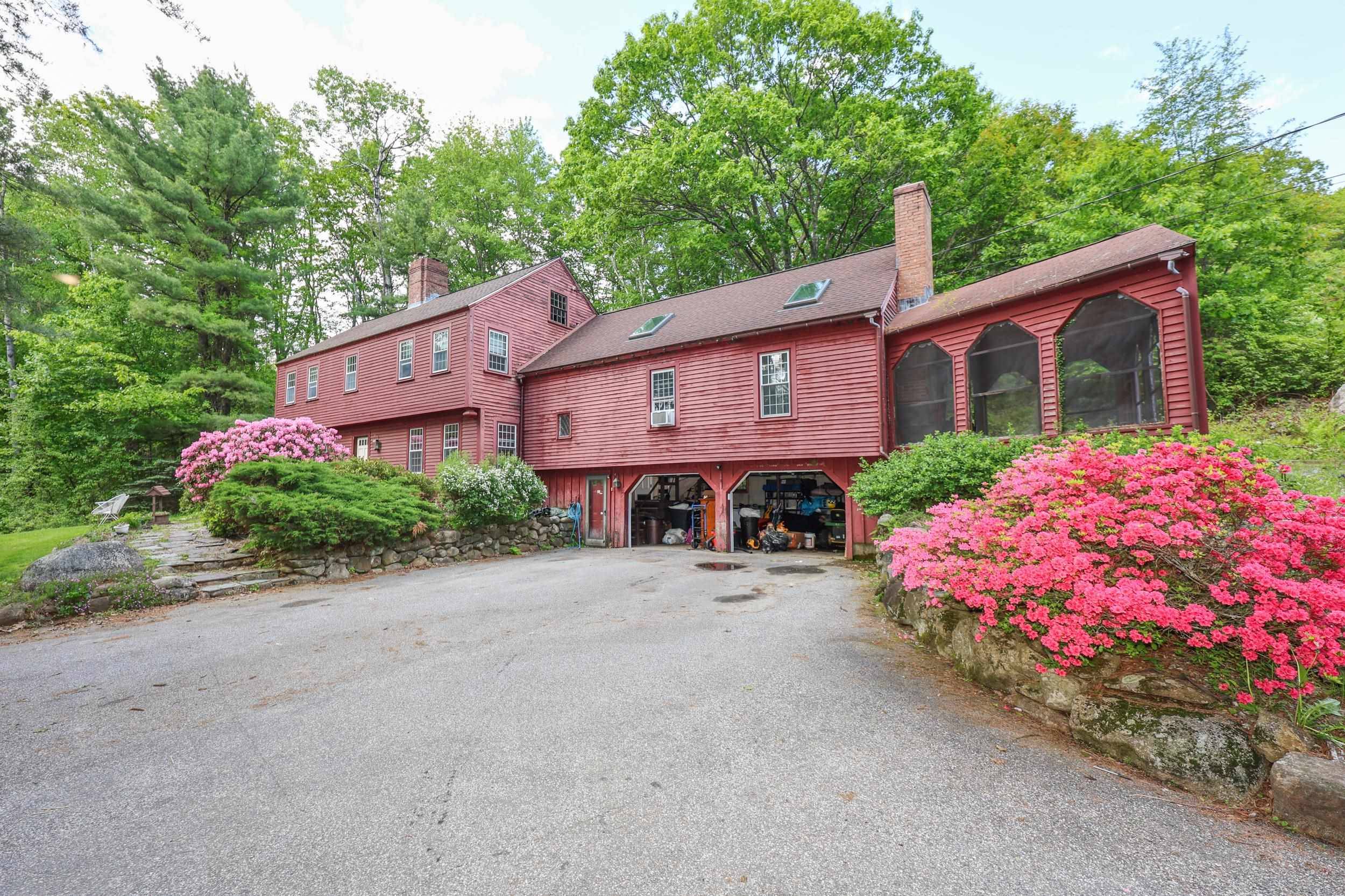 Hopkinton, NH 03229,671 Dolly RD