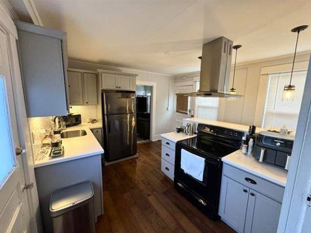 Dover, NH 03820,14A Forest ST