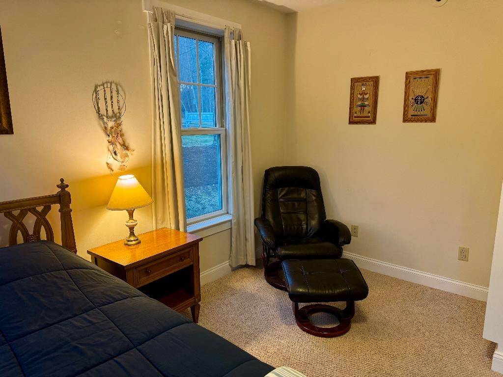 1 Stannard DR Essex, VT 05452