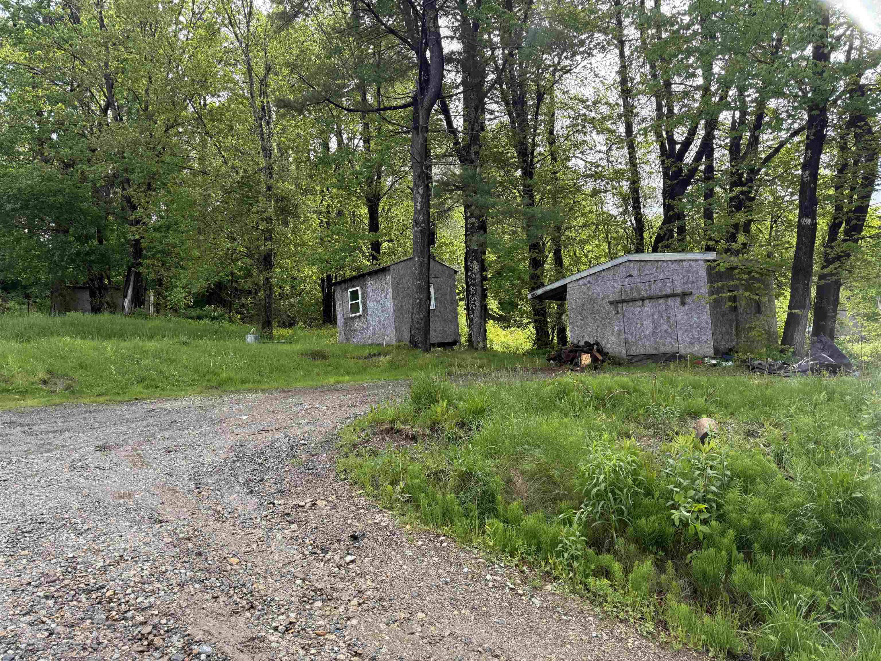 Pittsfield, NH 03263,181 Loudon RD