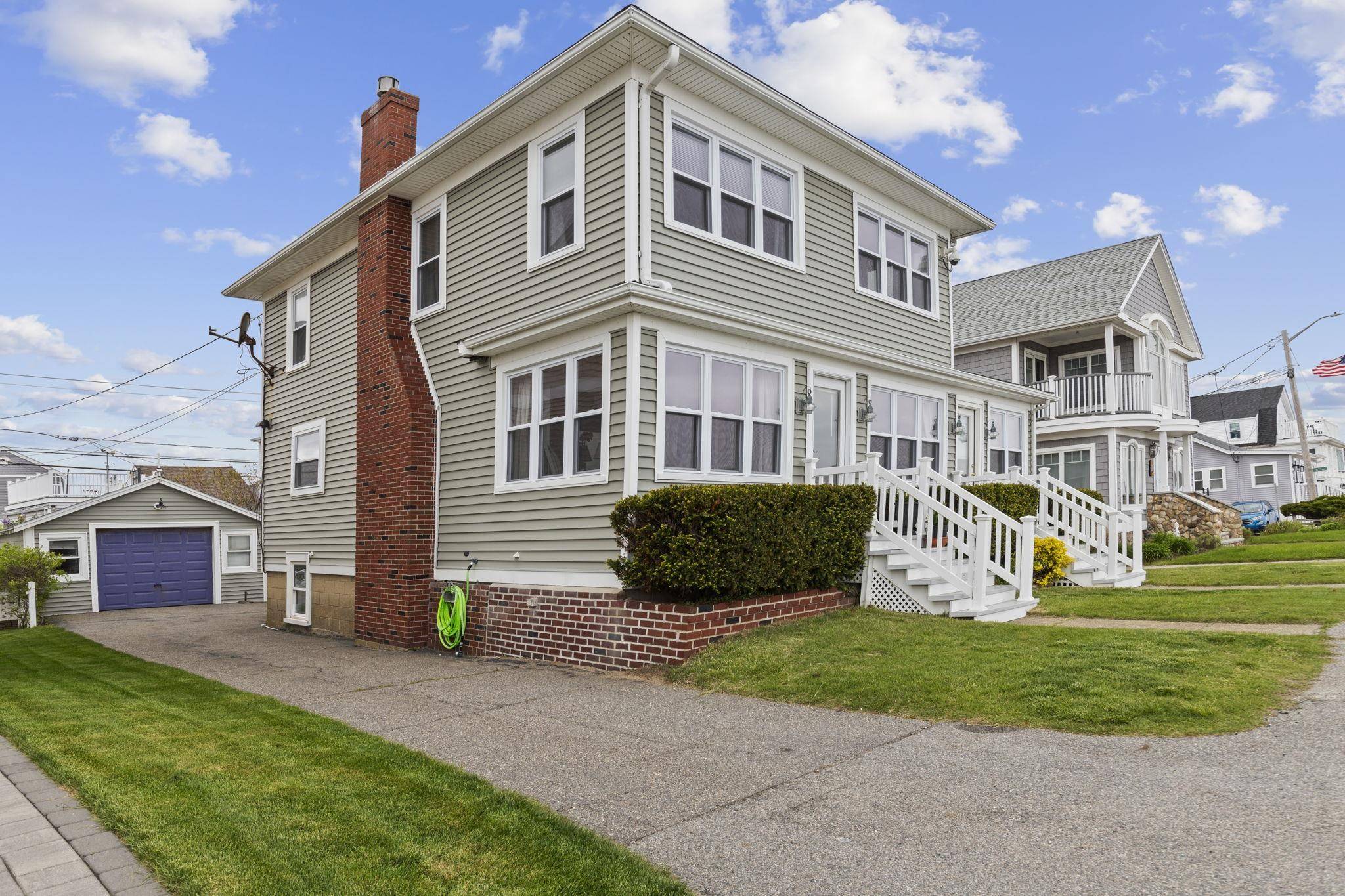 Hampton, NH 03842,745 Ocean BLVD