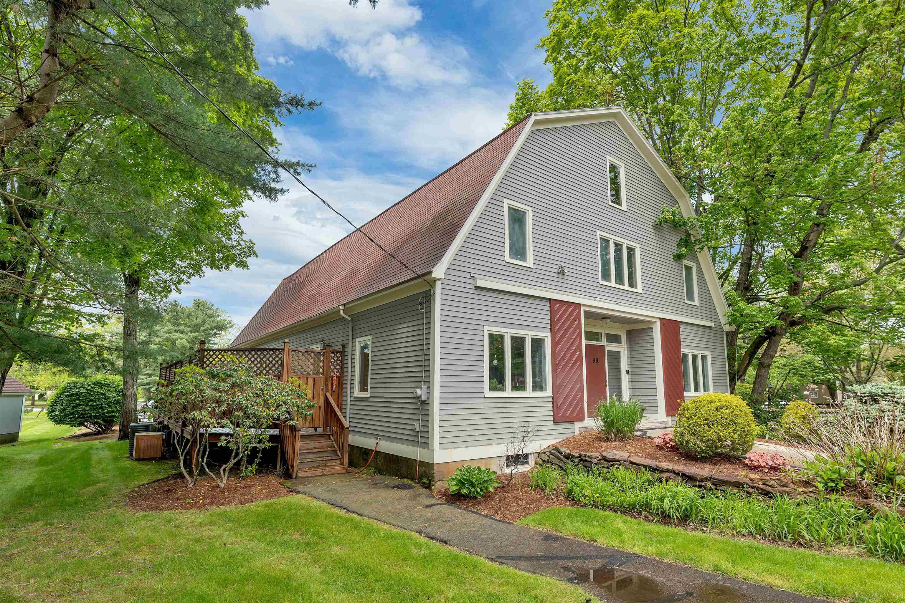 Nashua, NH 03063,2 Thresher RD #U128