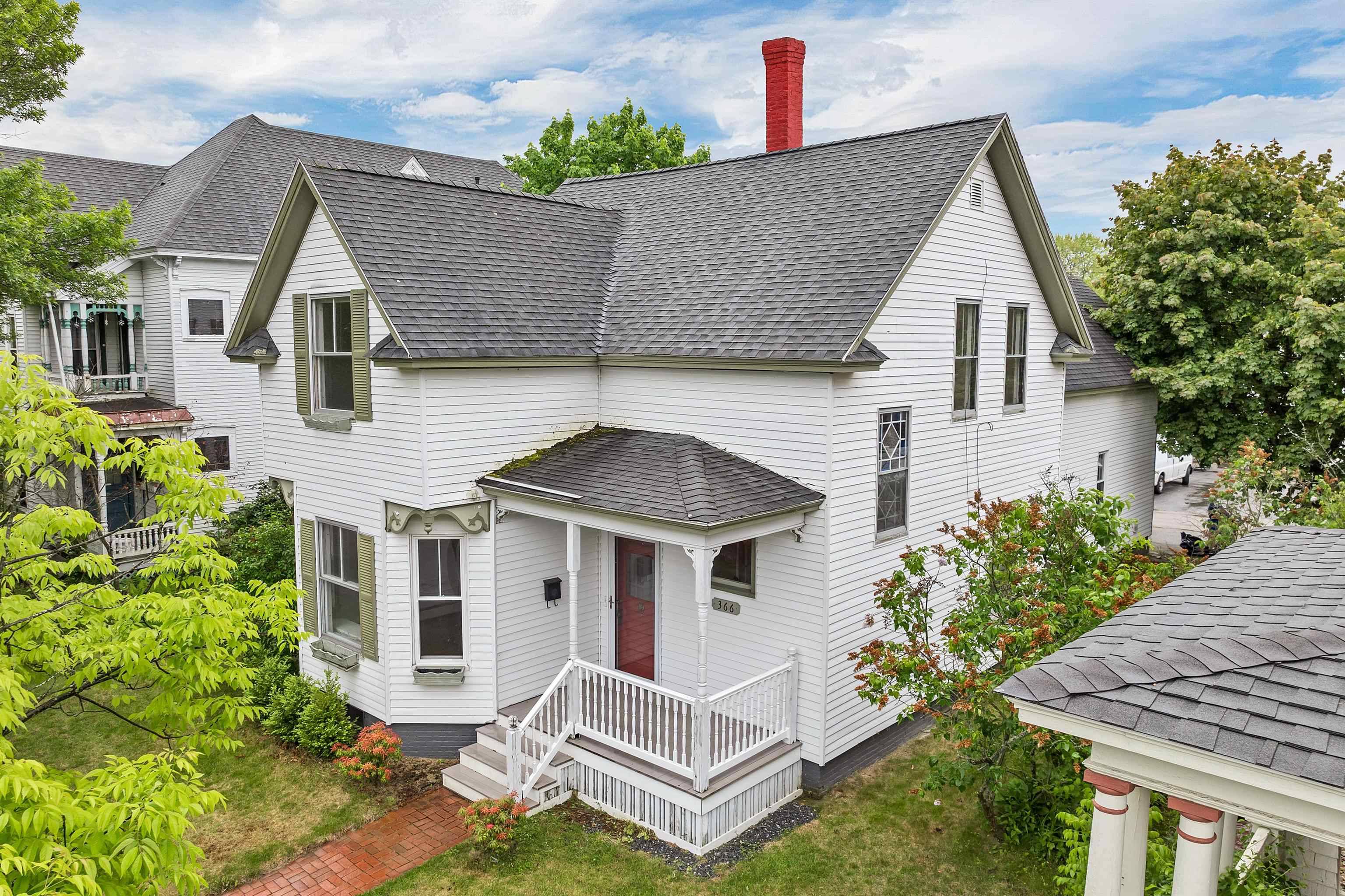 Manchester, NH 03104,366 Walnut ST