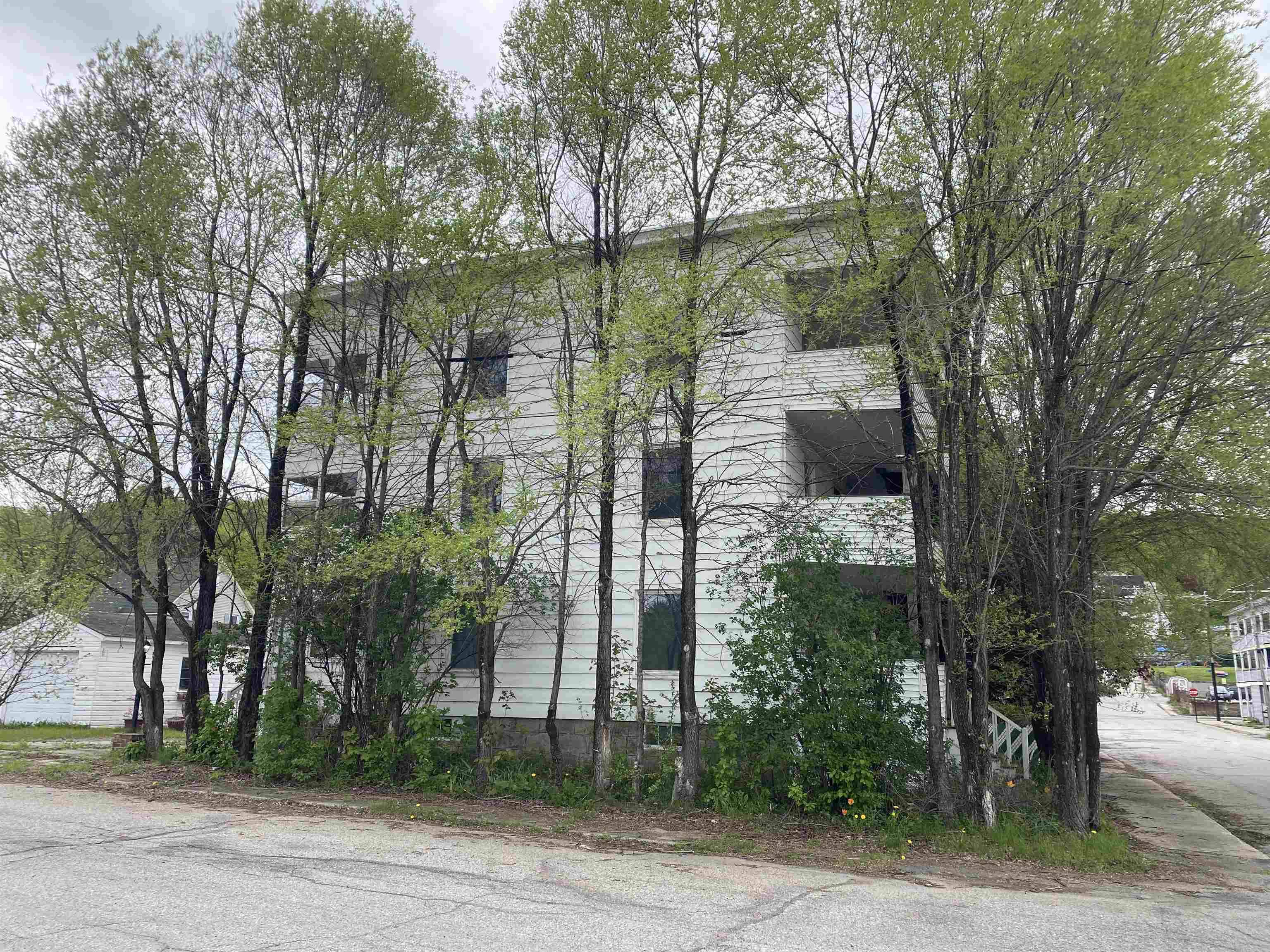 Berlin, NH 03570,682 Cheshire ST