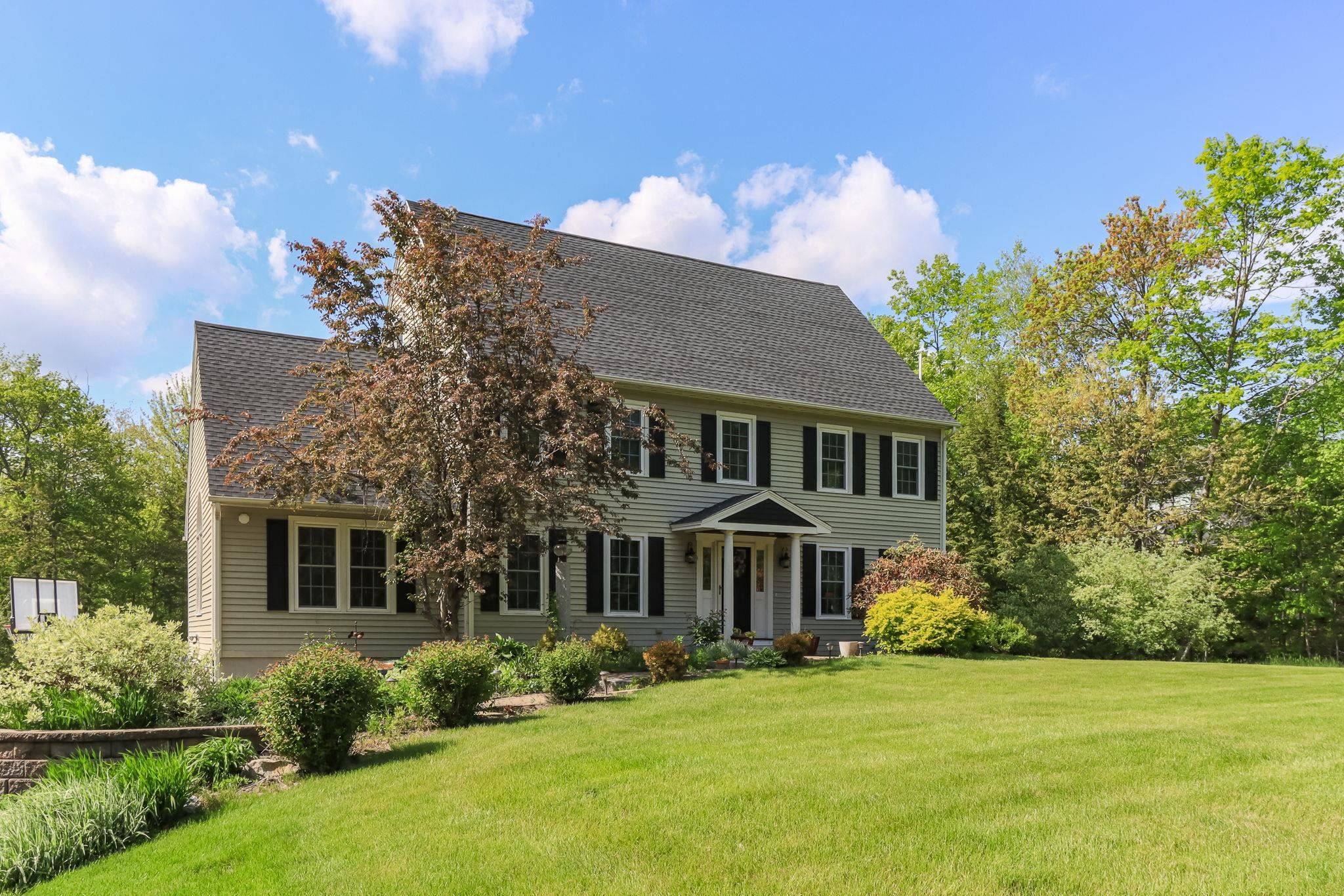 Bow, NH 03304,5 Heidi LN