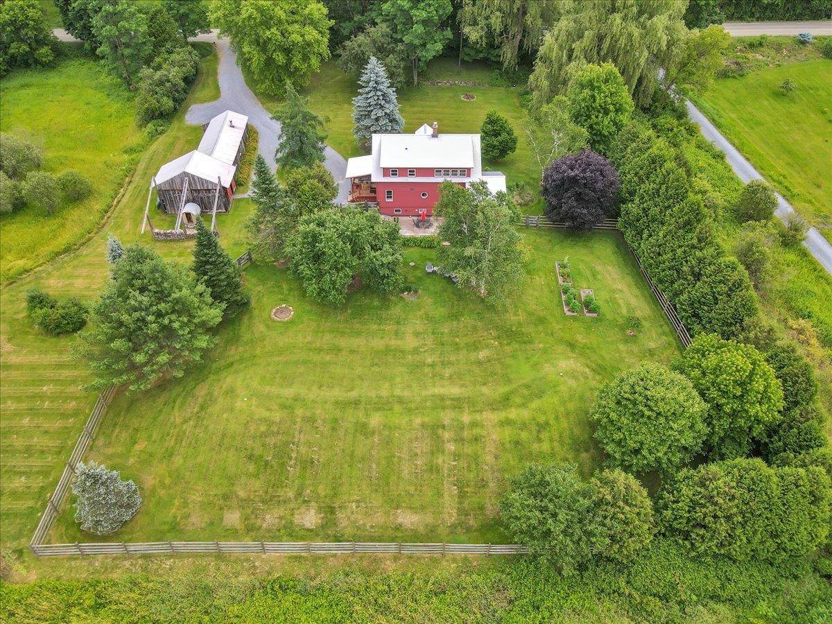 3300 Baldwin RD Hinesburg, VT 05461