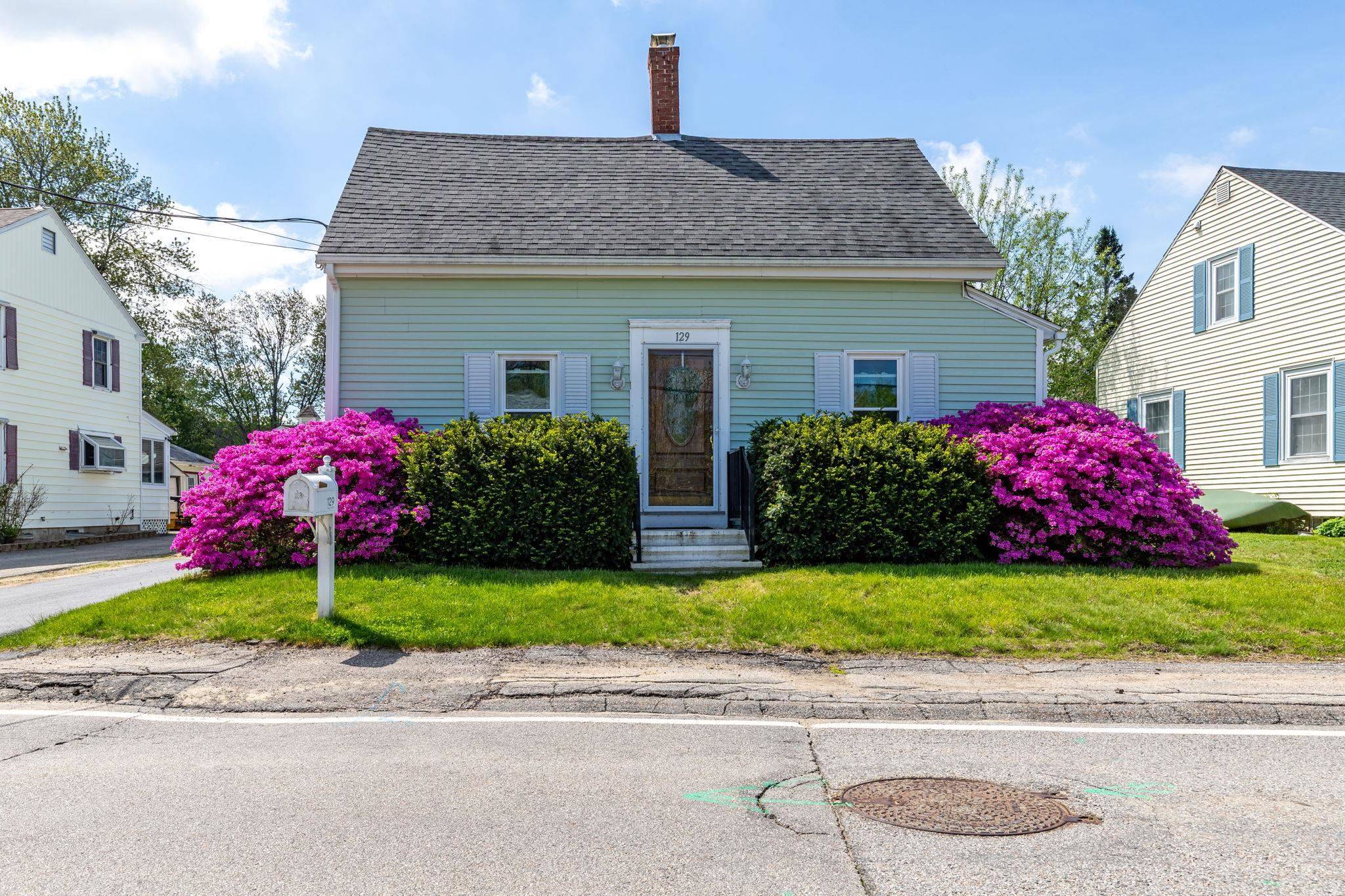 Somersworth, NH 03878,129 Indigo Hill RD