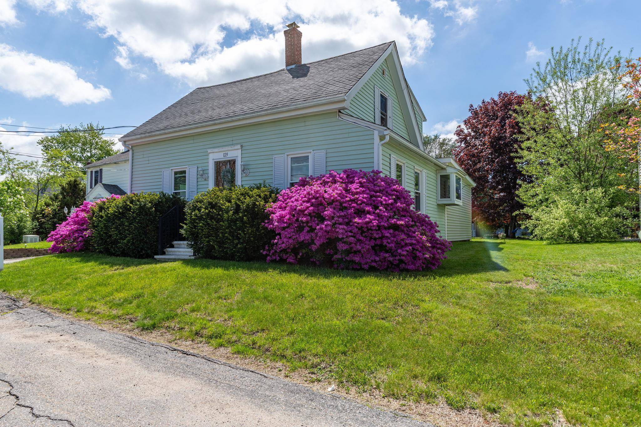 Somersworth, NH 03878,129 Indigo Hill RD