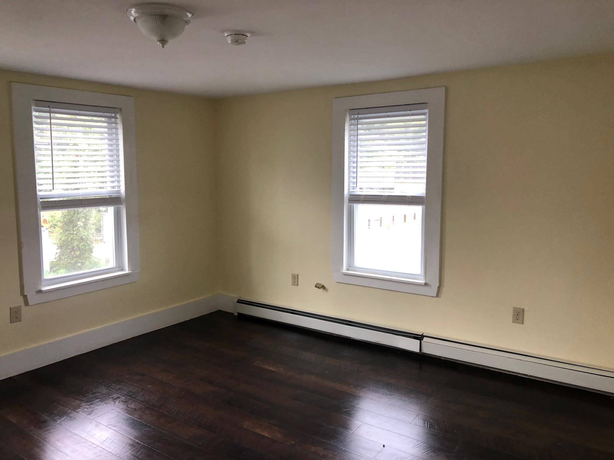 Winchester, NH 03470,9 Elm ST #C