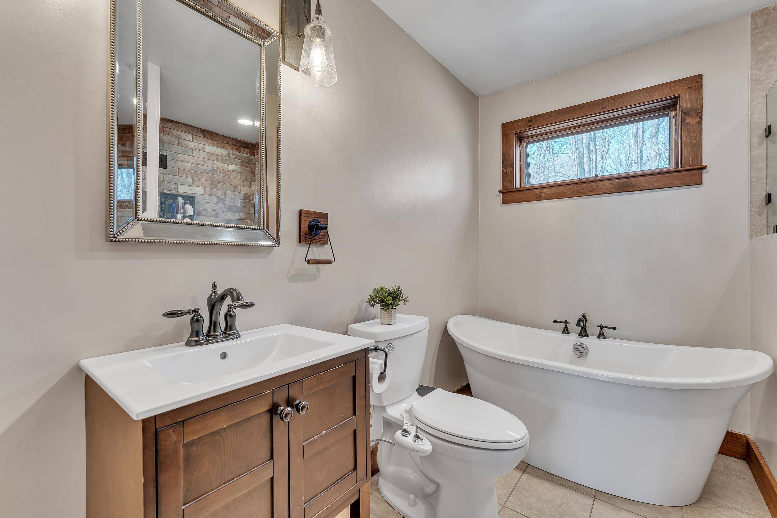 4630 Greenbush RD Charlotte, VT 05445