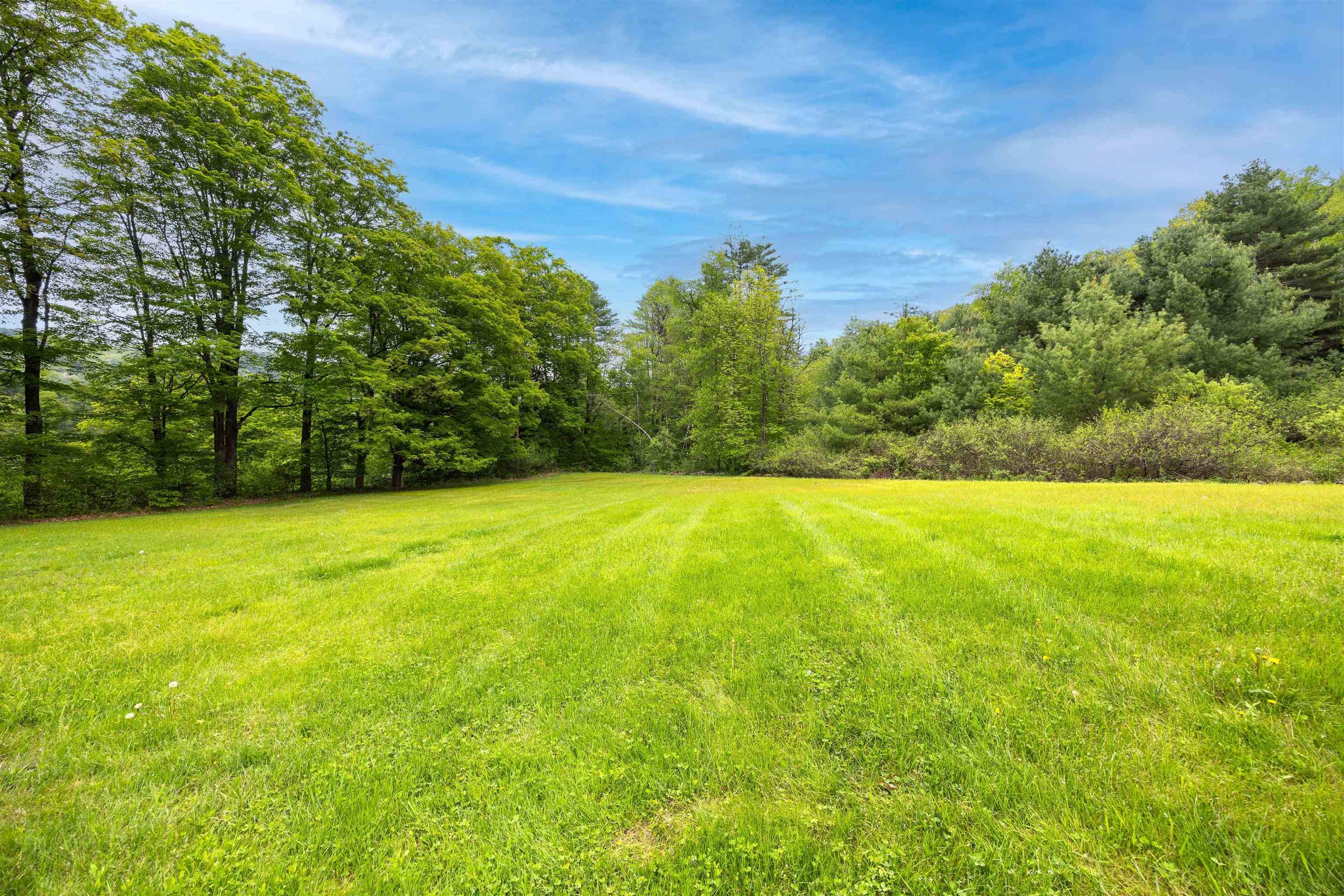 Newfane, VT 05345,10 14 Wiswall Hill RD