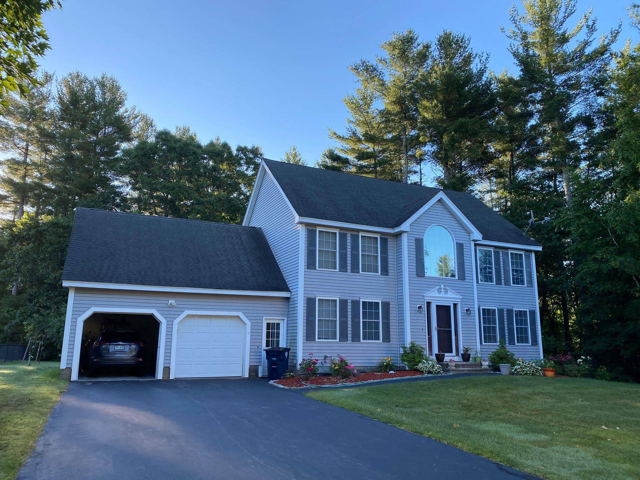 Nashua, NH 03062,4 Sunblaze DR