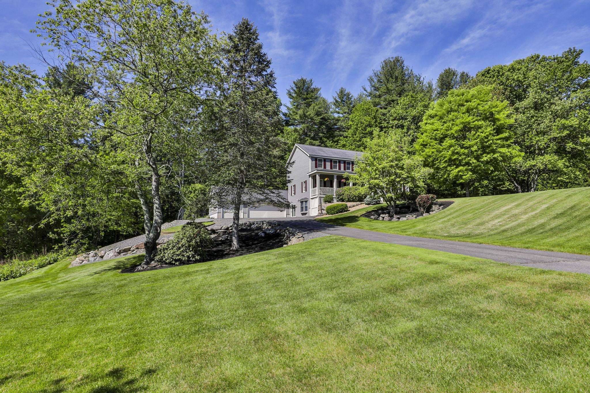 Londonderry, NH 03053,3 Elijah Hill LN