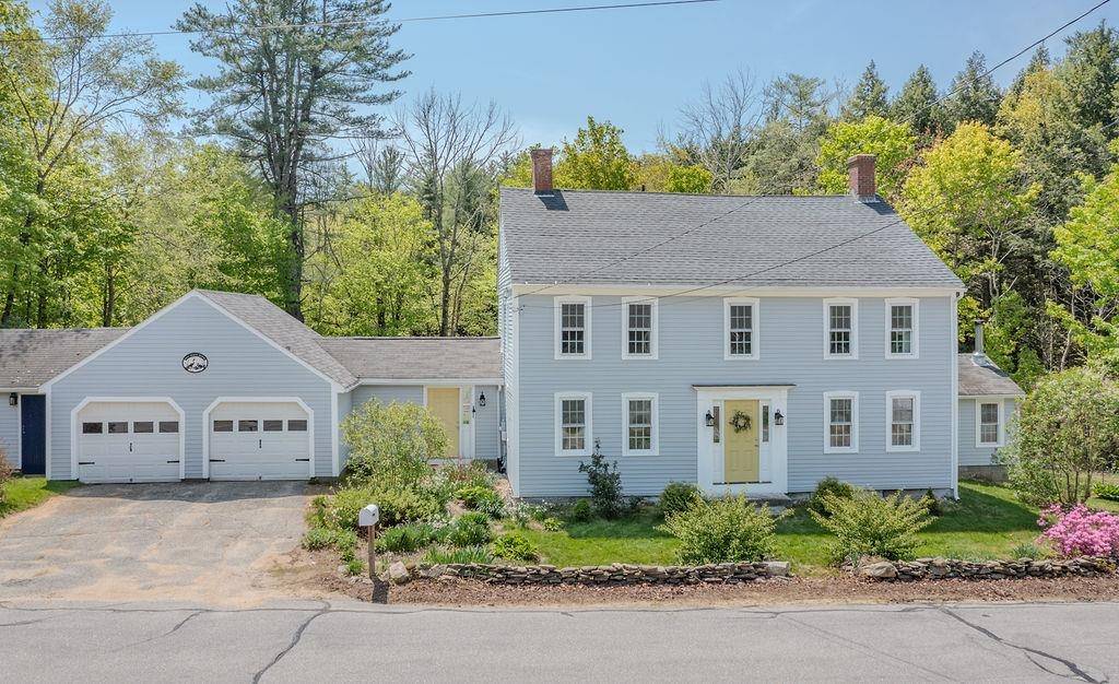 Deerfield, NH 03037,11 Nottingham RD