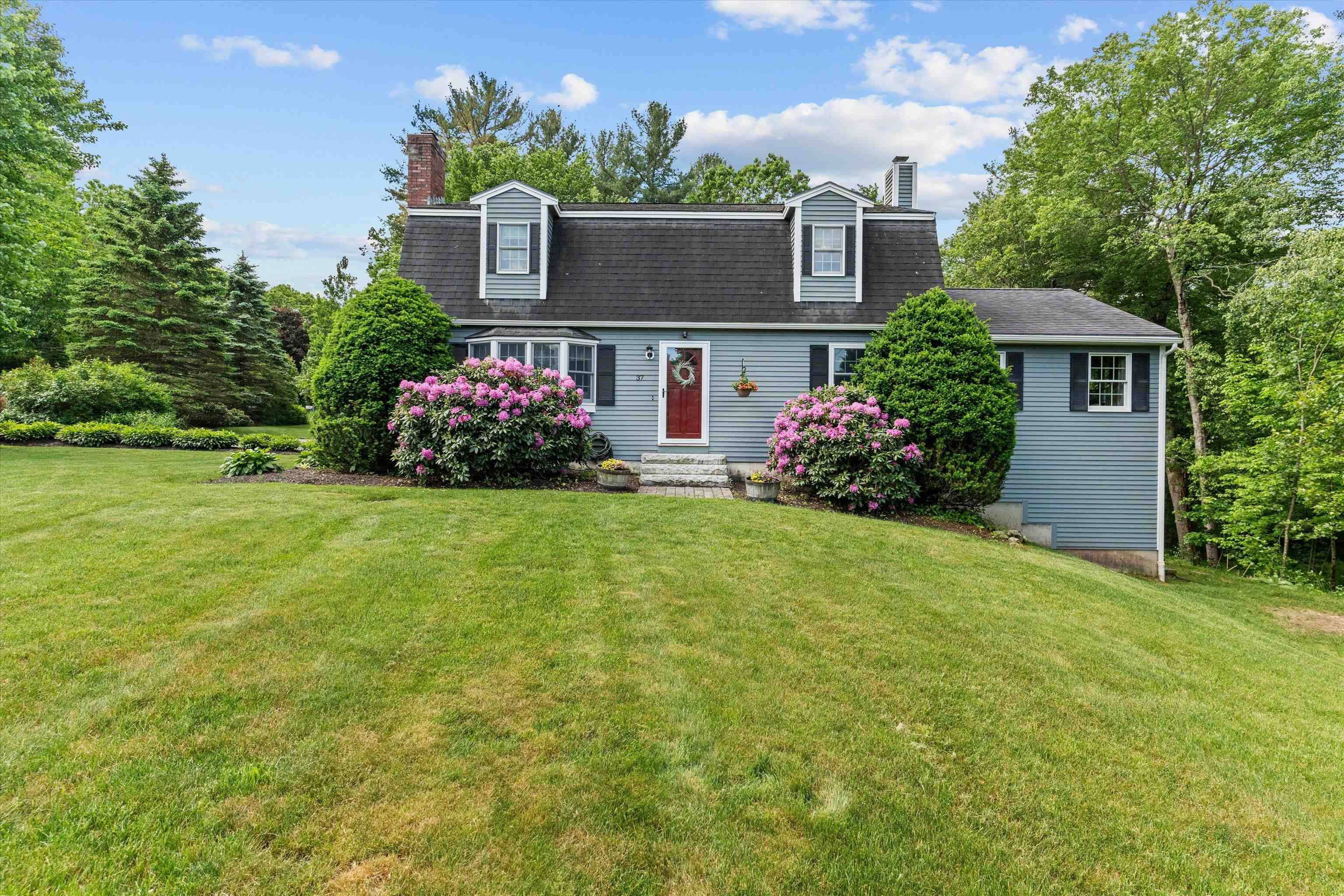 Londonderry, NH 03053,37 Forest ST