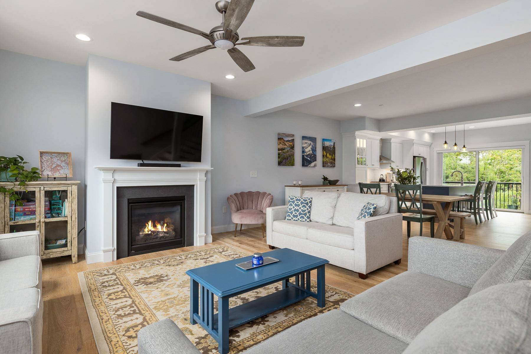 Portsmouth, NH 03801,30 Cate ST #11