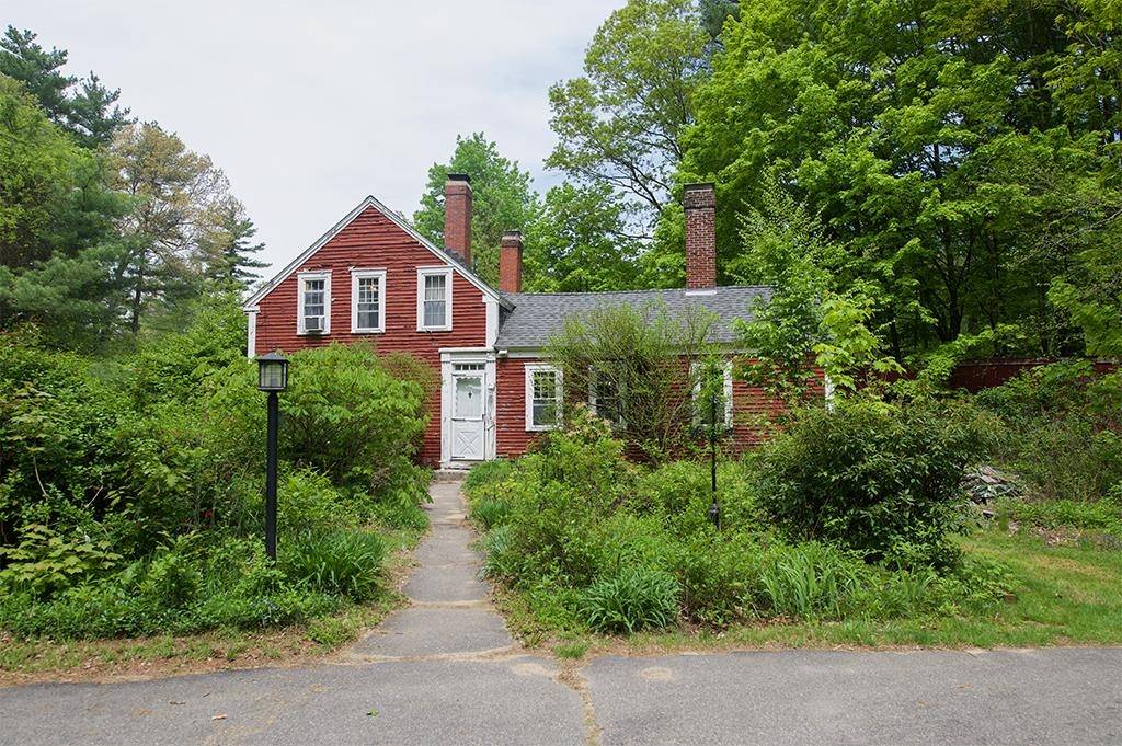 Sandown, NH 03873,31 Main ST