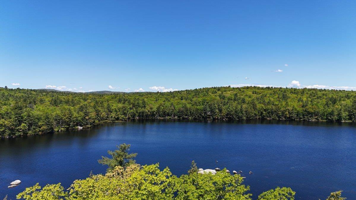 207 Long Pond RD Northwood, NH 03261