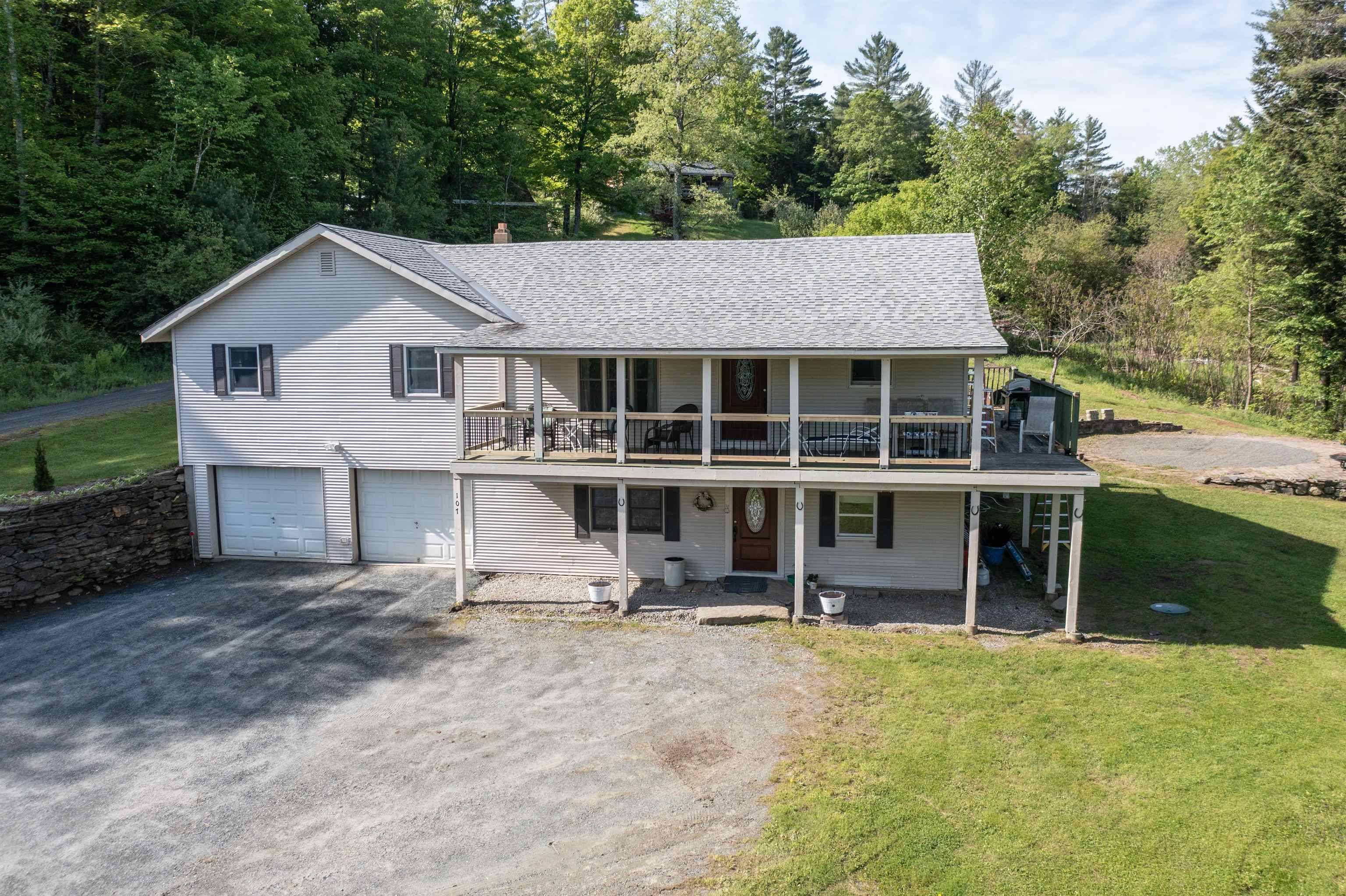 Hartford, VT 05001,107 Winding Brook LN