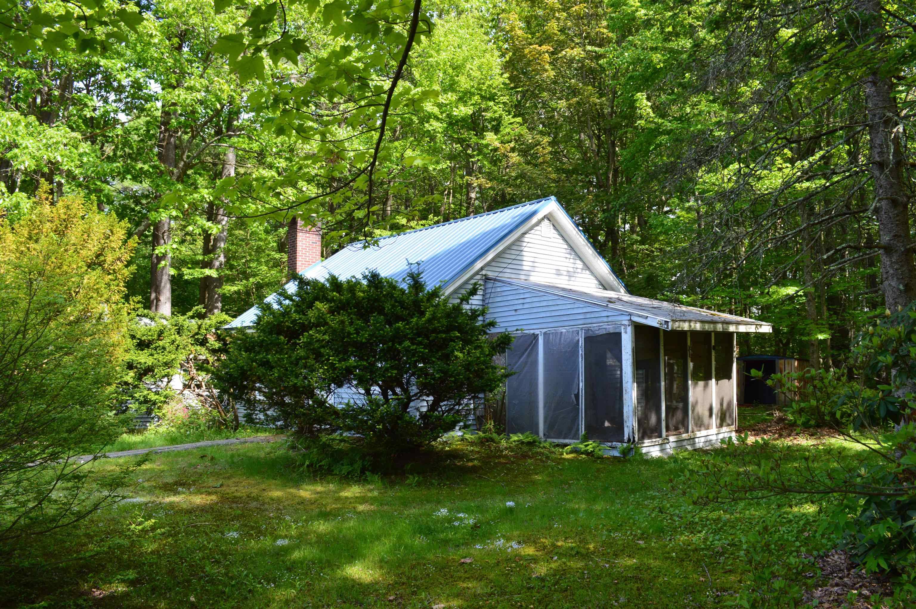 Pembroke, NH 03275,229 Academy RD