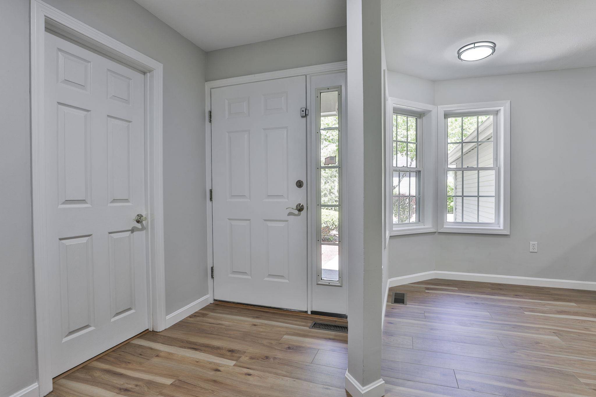 Hooksett, NH 03106,1465 Hooksett RD #403