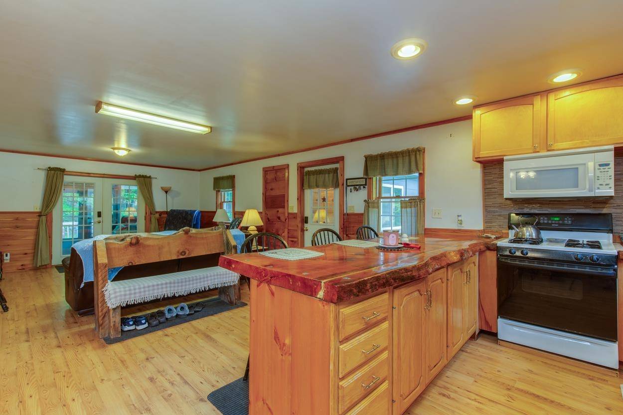 Loudon, NH 03307,101 Mudgett Hill RD