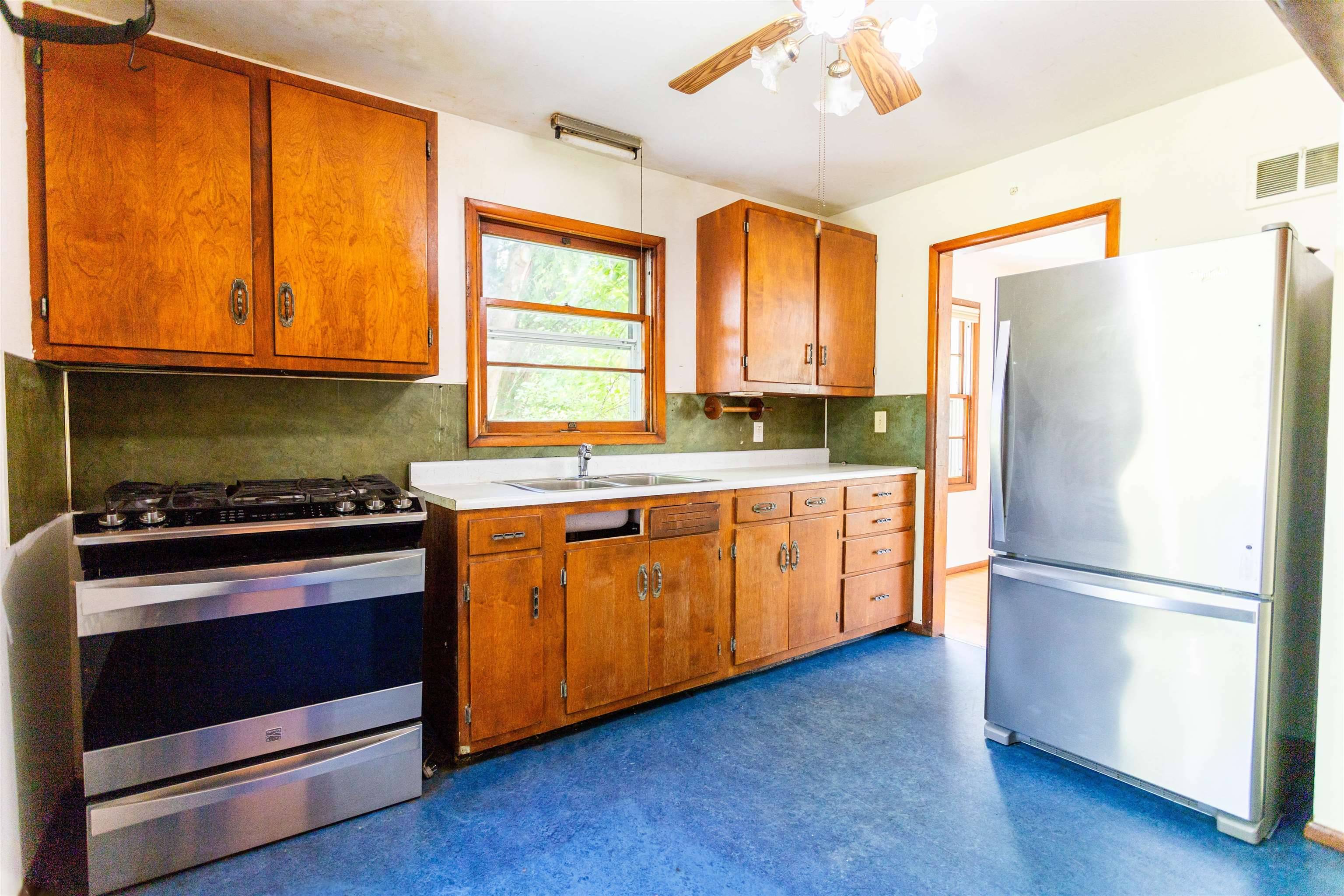 Burlington, VT 05408,82 Green Acres DR