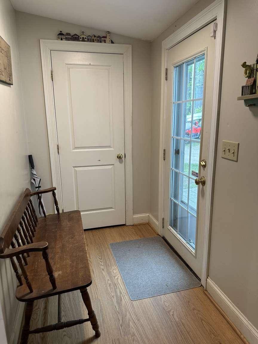 Barnstead, NH 03225,42 Brewster
