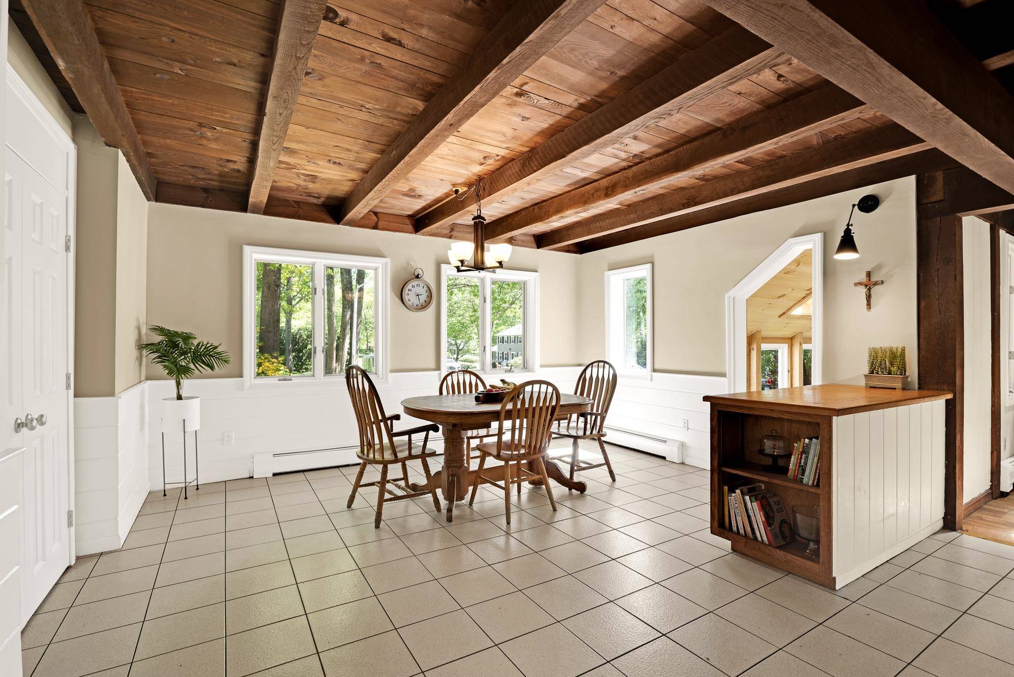 23 Cedarview LN Hampton, NH 03842