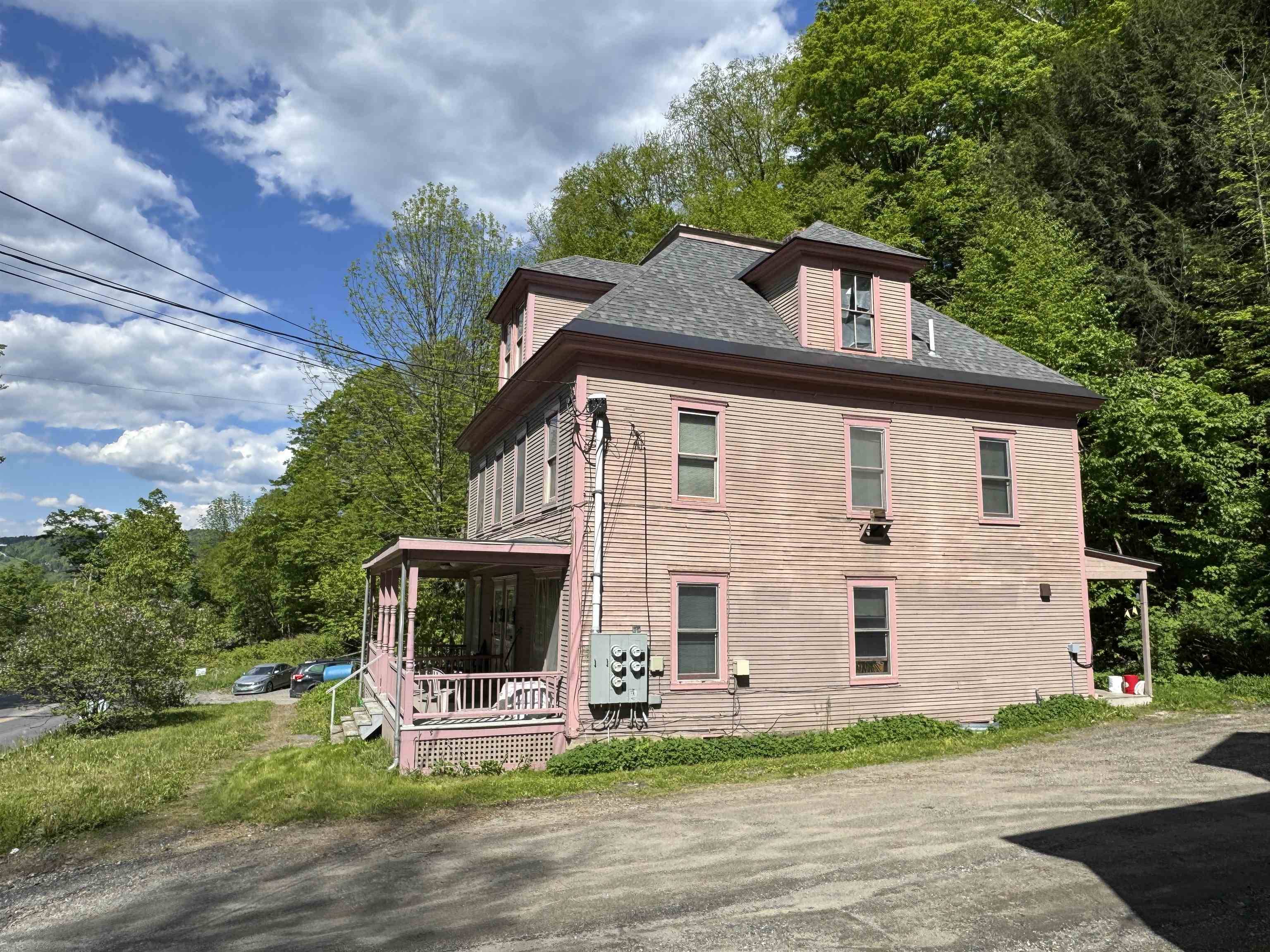 Montpelier, VT 05602,52 Northfield ST