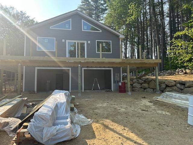Pittsfield, NH 03263,76 River RD
