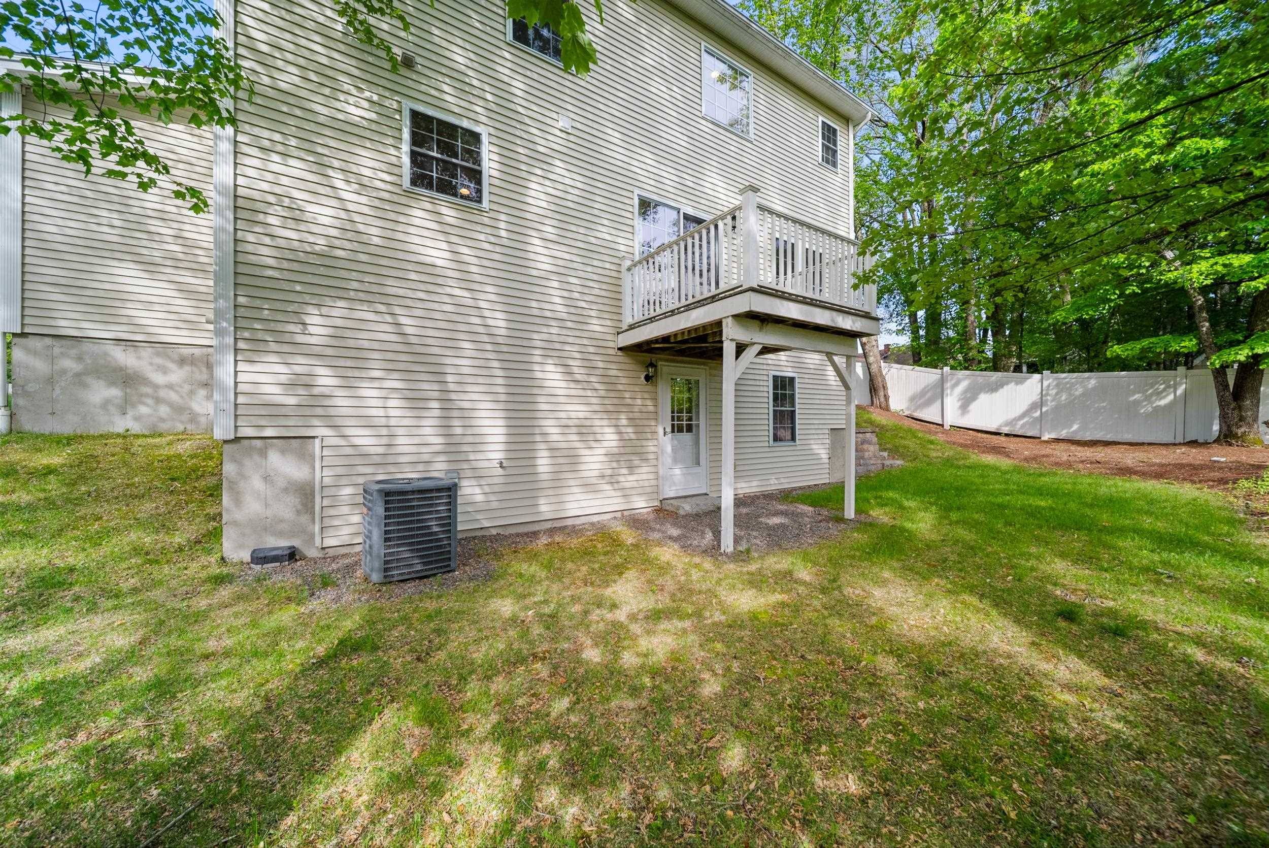 Nashua, NH 03060,1 Lowther PL