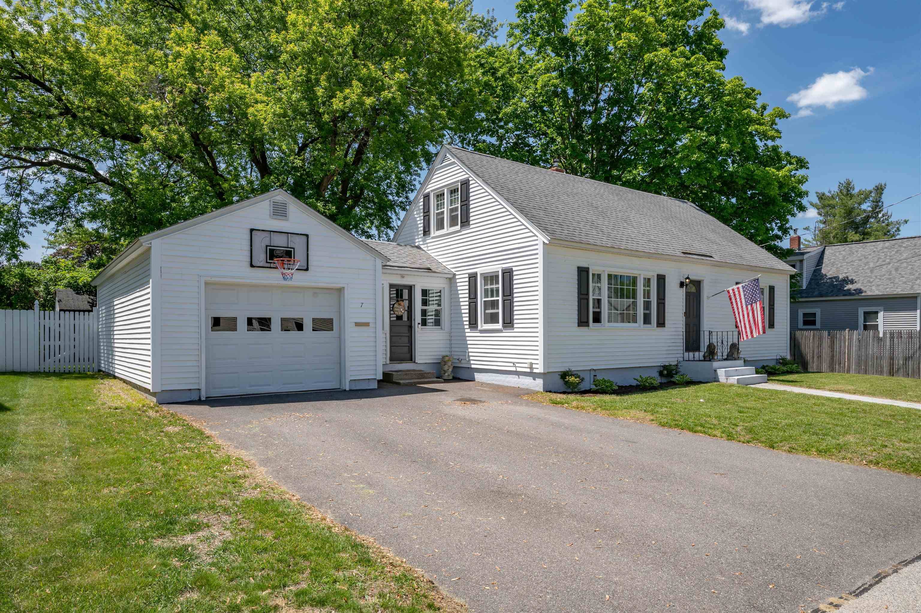 Nashua, NH 03060,7 Saint Lazare ST