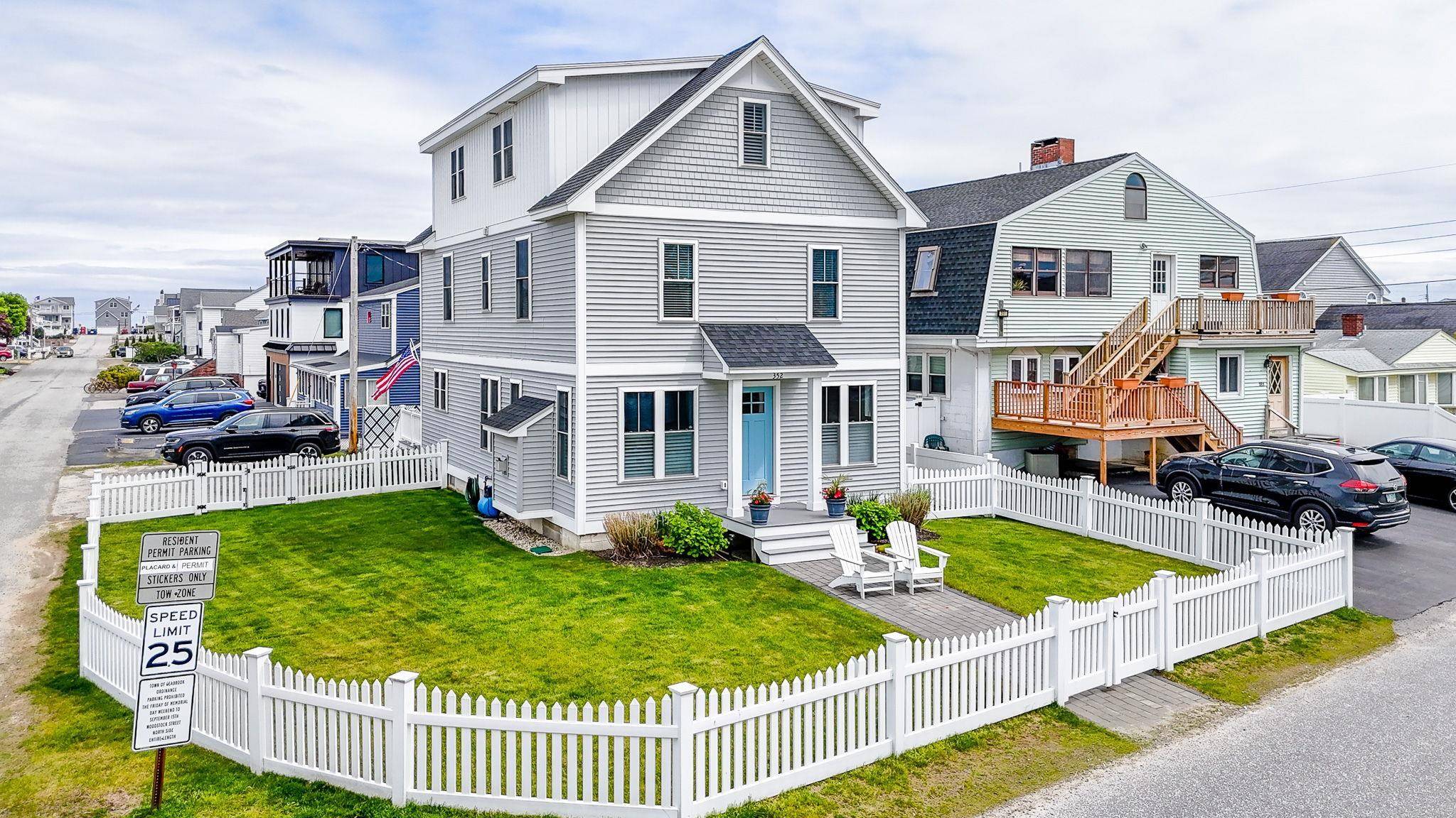 Seabrook, NH 03874,352 Portsmouth AVE
