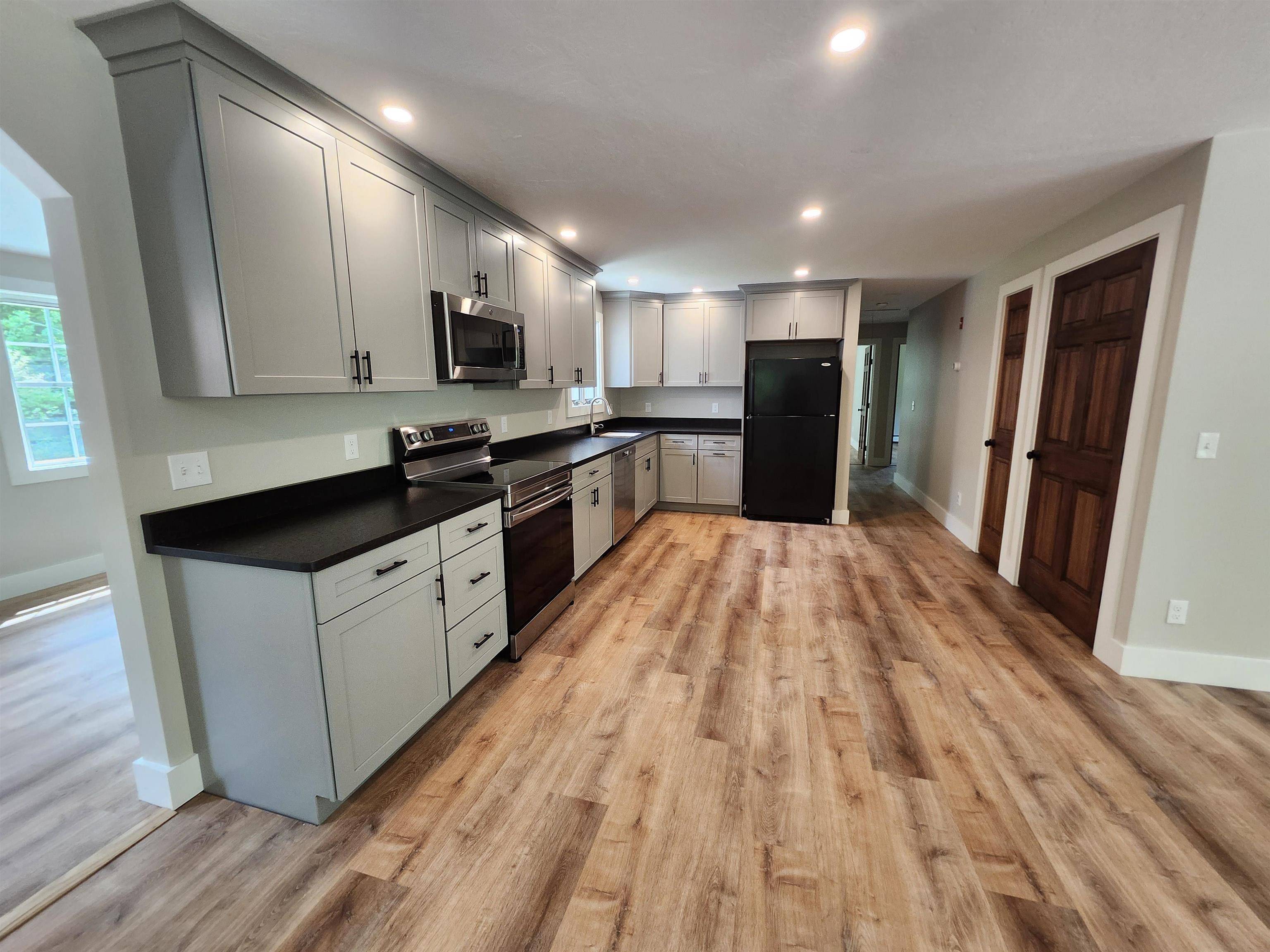 Wolfeboro, NH 03894,125 Pine Hill RD