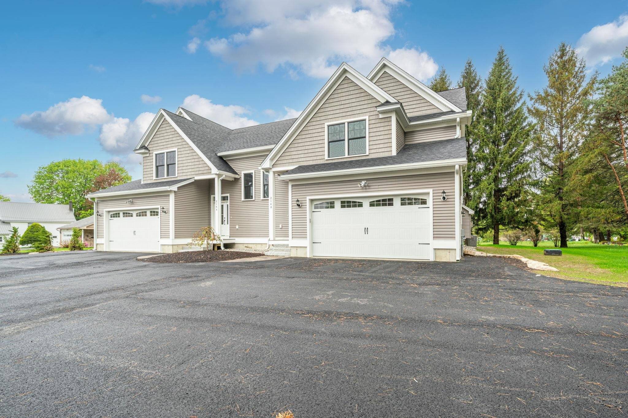 Pembroke, NH 03275,214 Pembroke ST #A