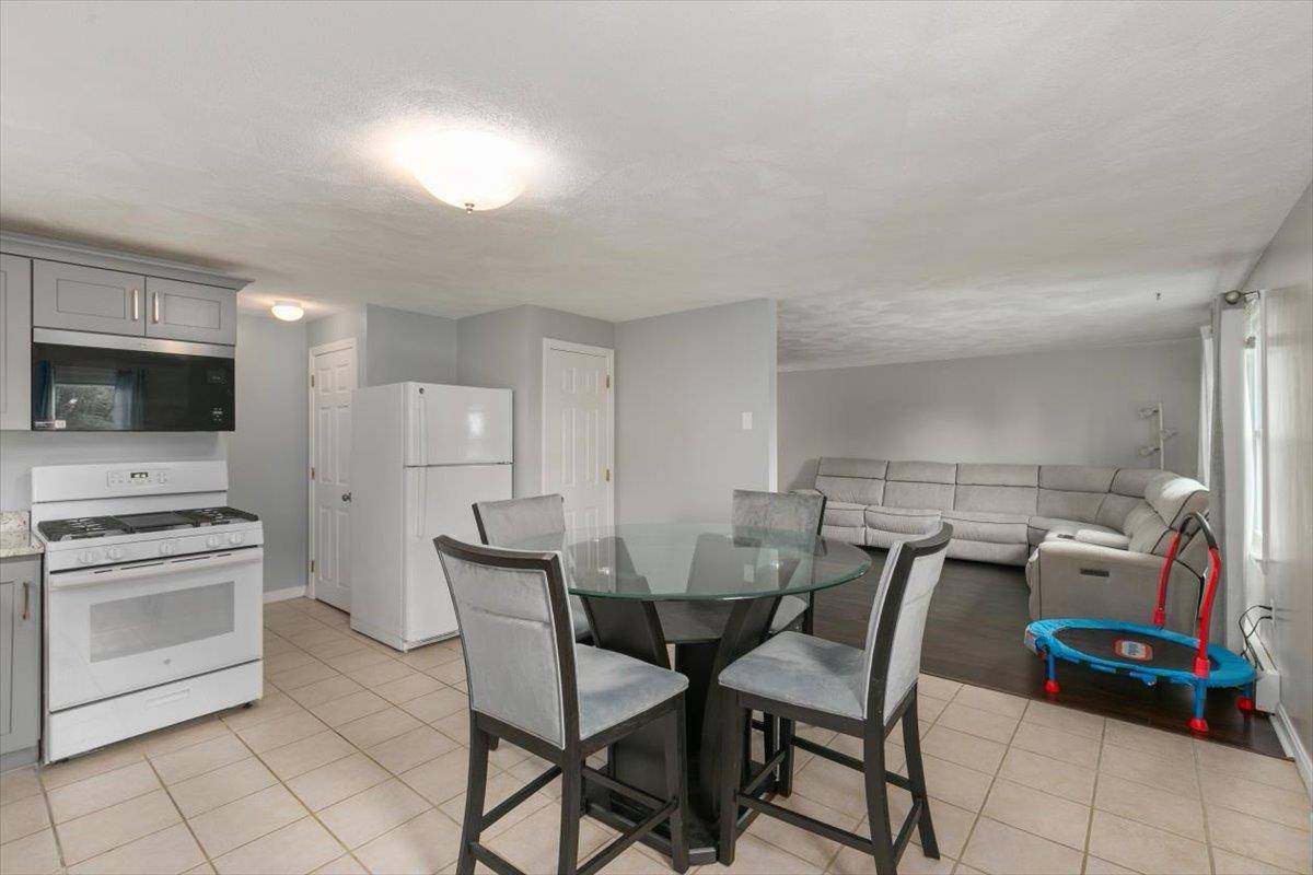 Lawrence, MA 01841,15 Crescent ST #E