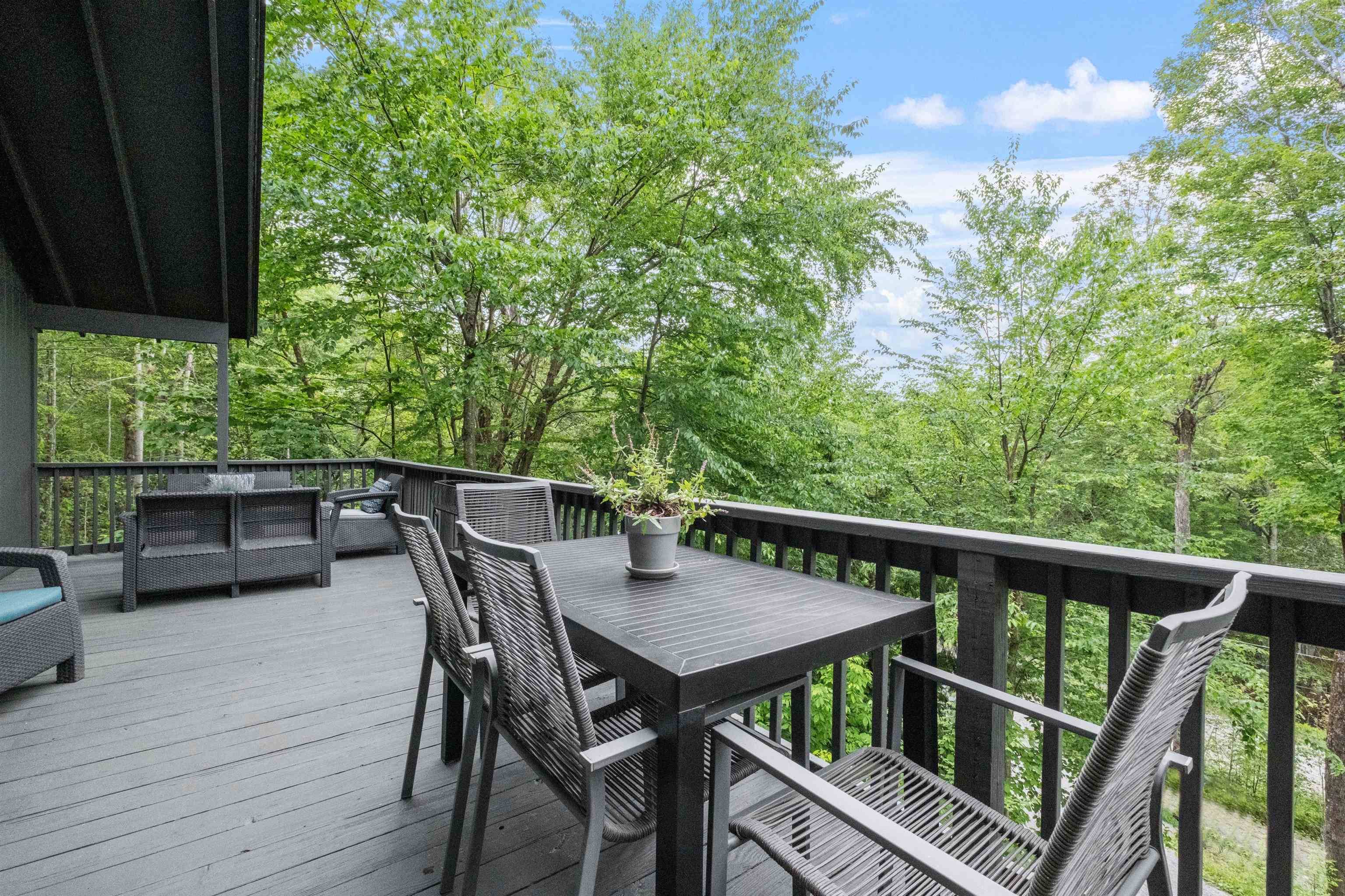 25 Hilltop DR Newbury, NH 03255