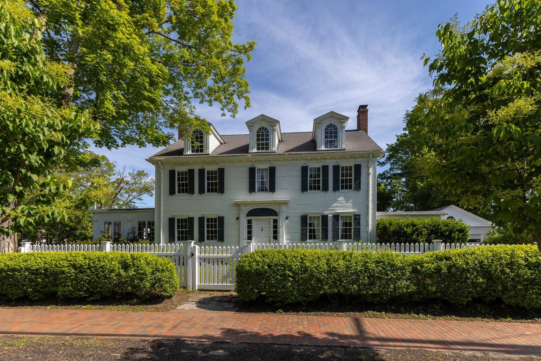 Dover, NH 03820,79 SILVER ST