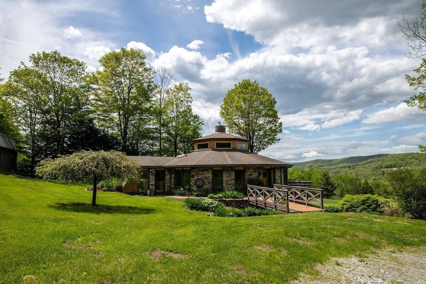 Wallingford, VT 05773,653 Maranville RD
