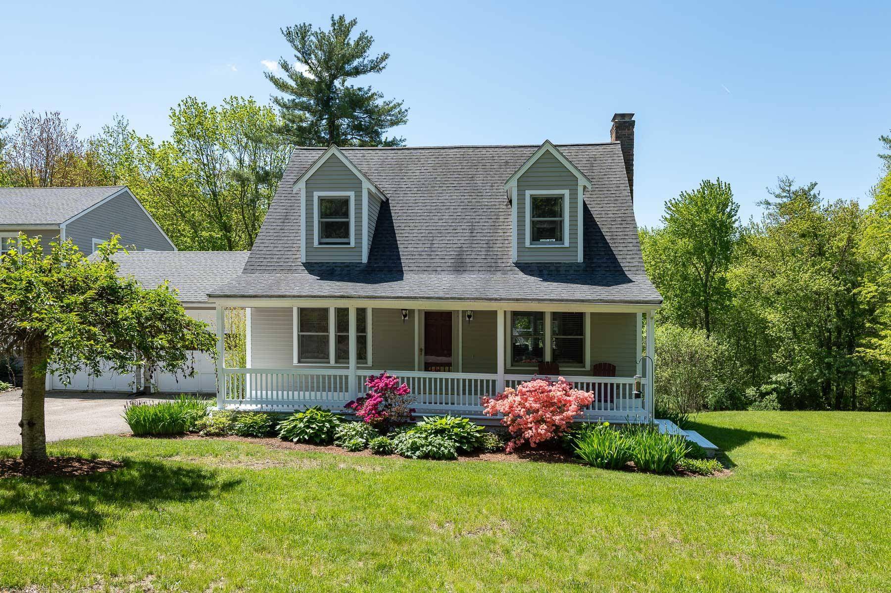 Hampton, NH 03842,20 Campbell DR #B