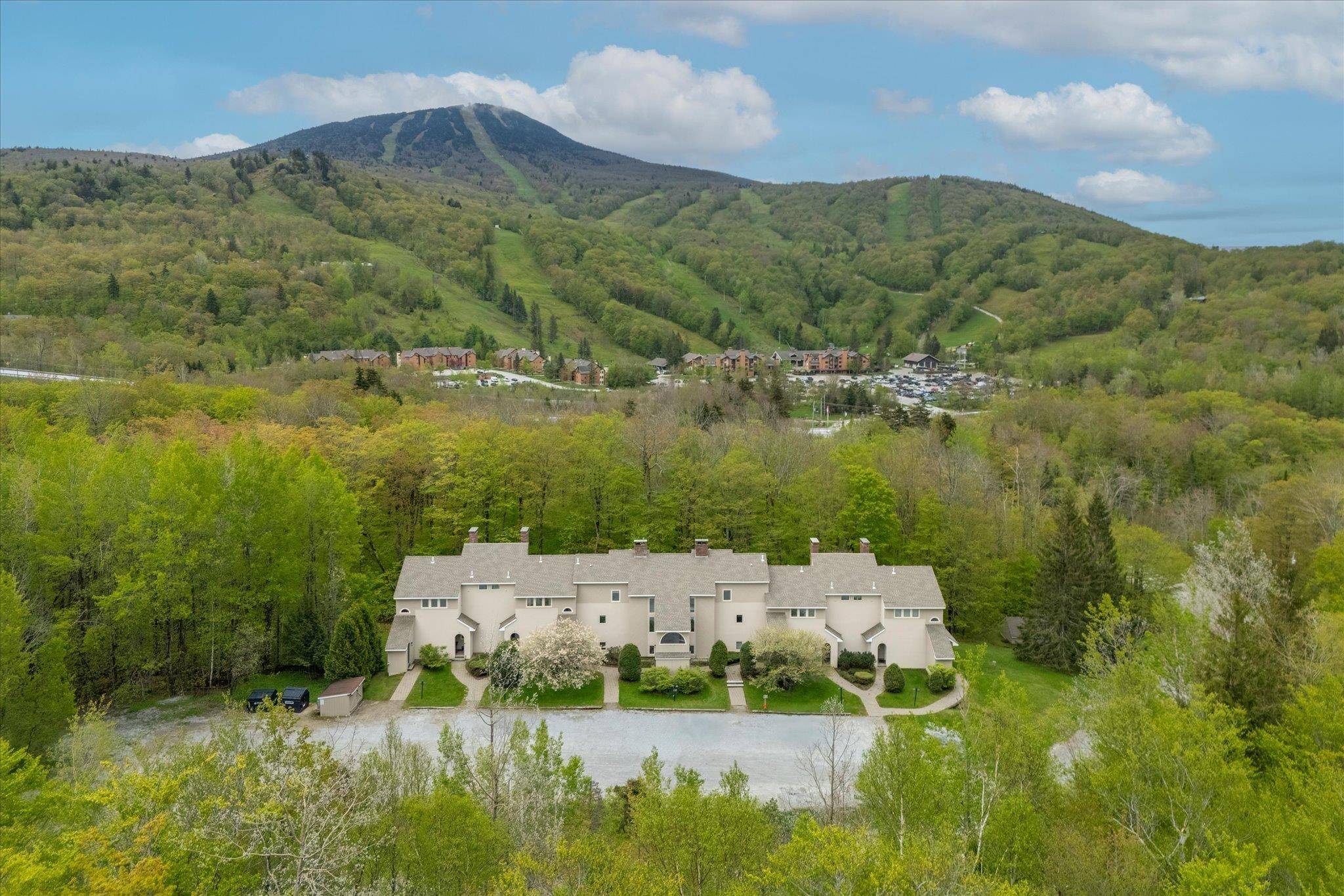 Killington, VT 05751,208 Northside DR #Unit A-10