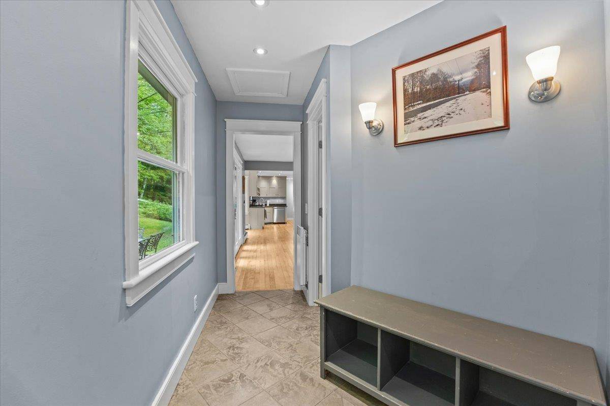 Stowe, VT 05672,74 Whitney LN