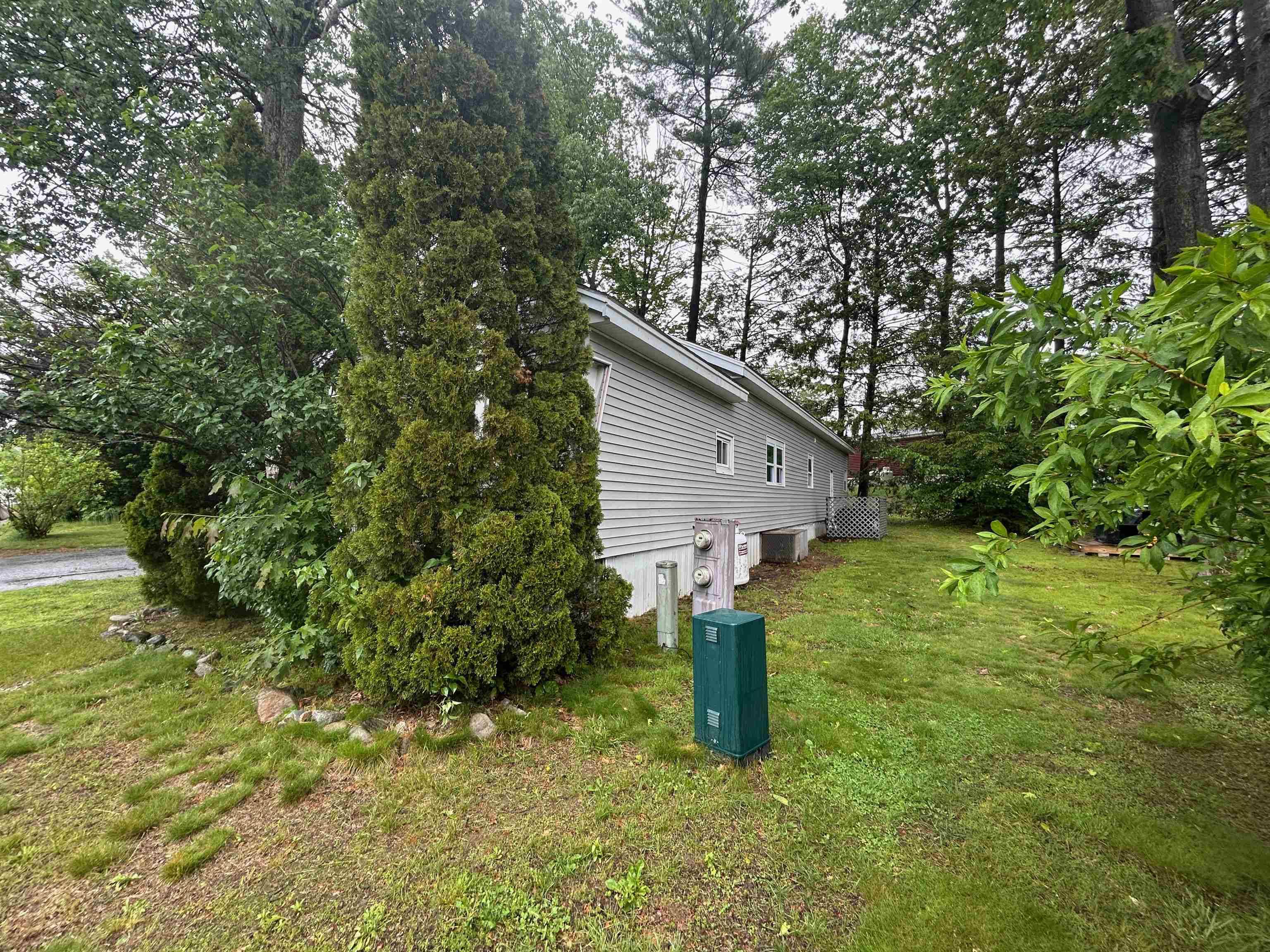 17 South Fuchsia DR Rochester, NH 03867