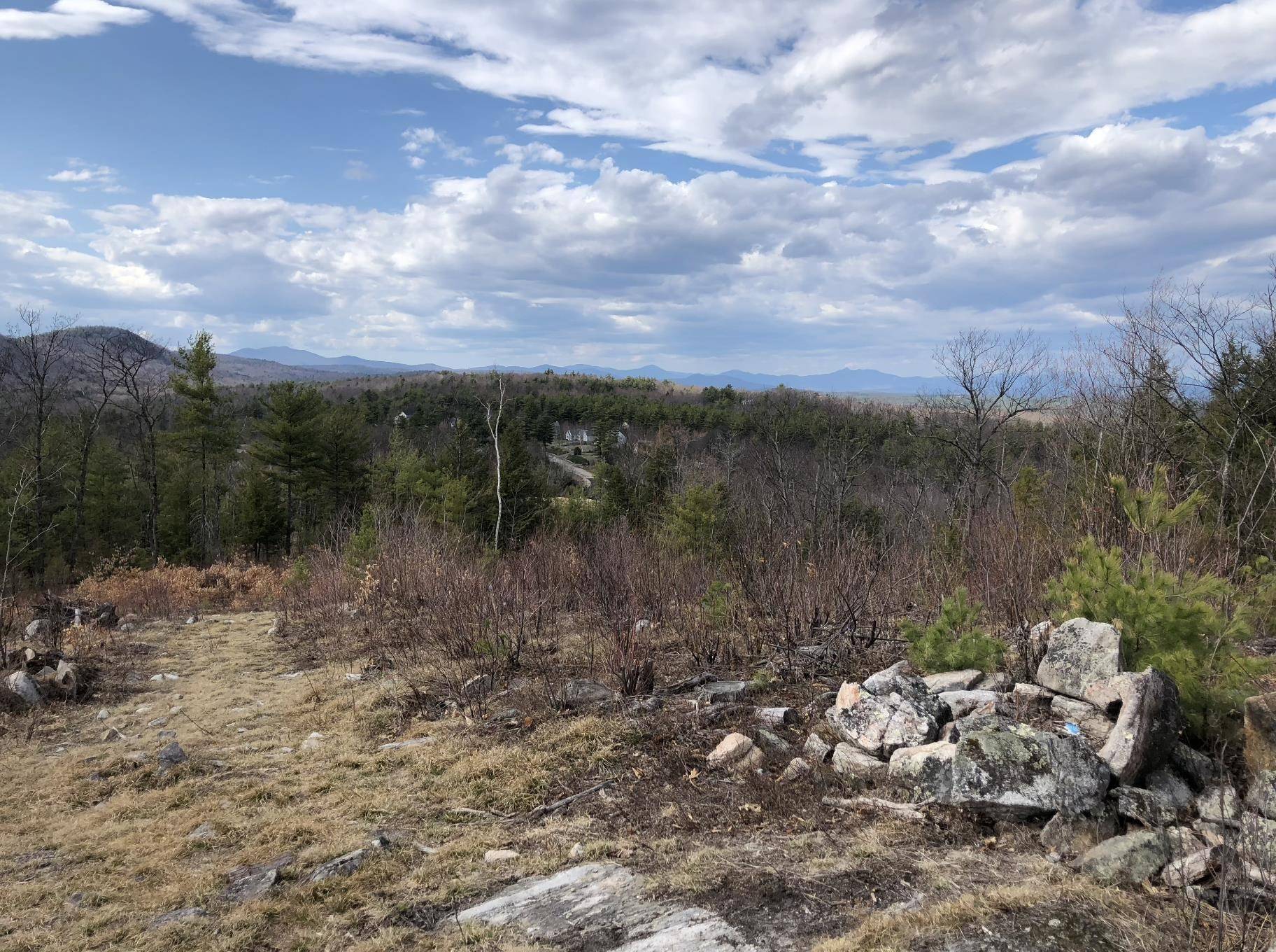 Wolfeboro, NH 03894,78-5-15 Village Corner RD