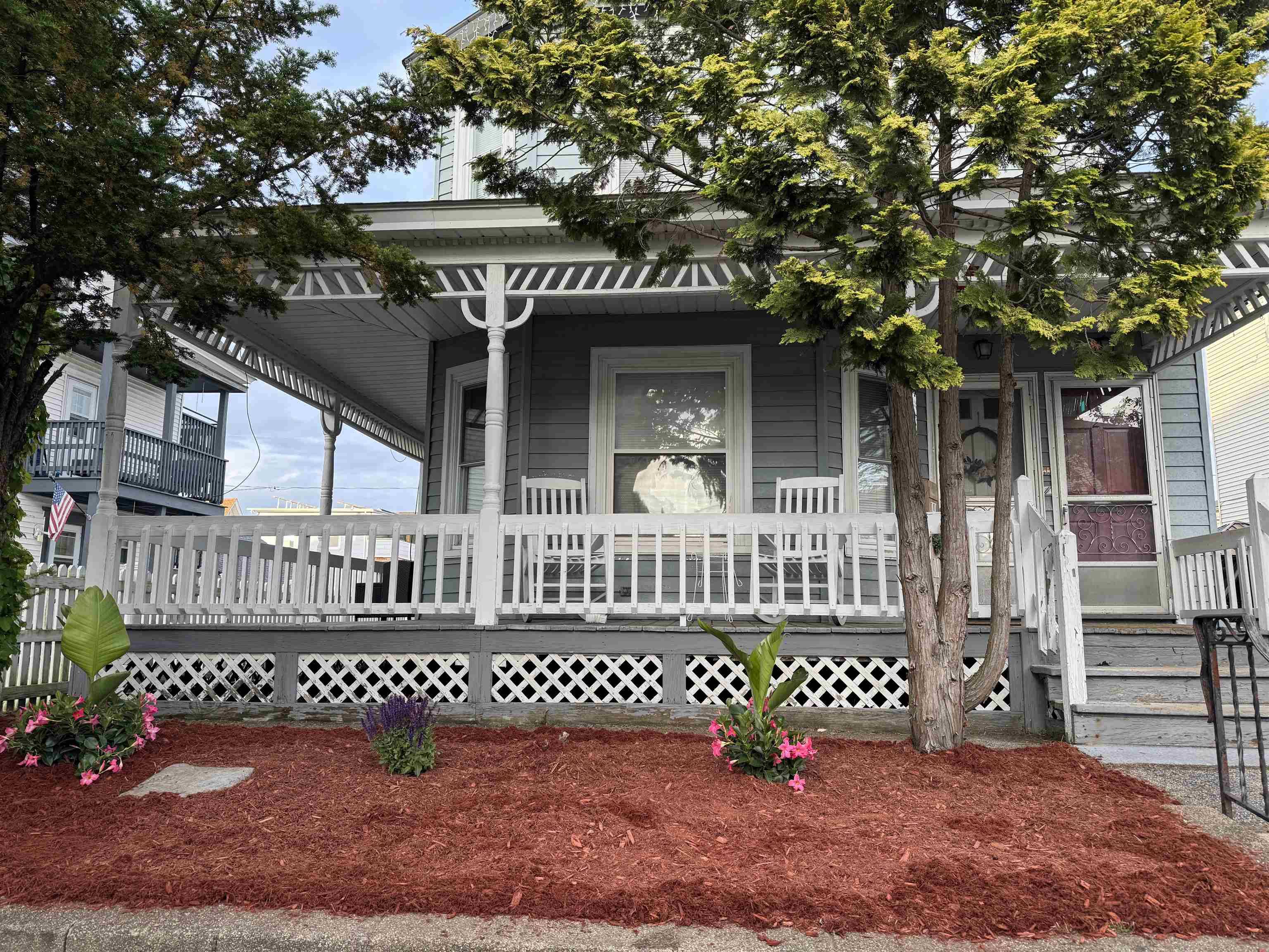 Manchester, NH 03102,281 Dubuque ST